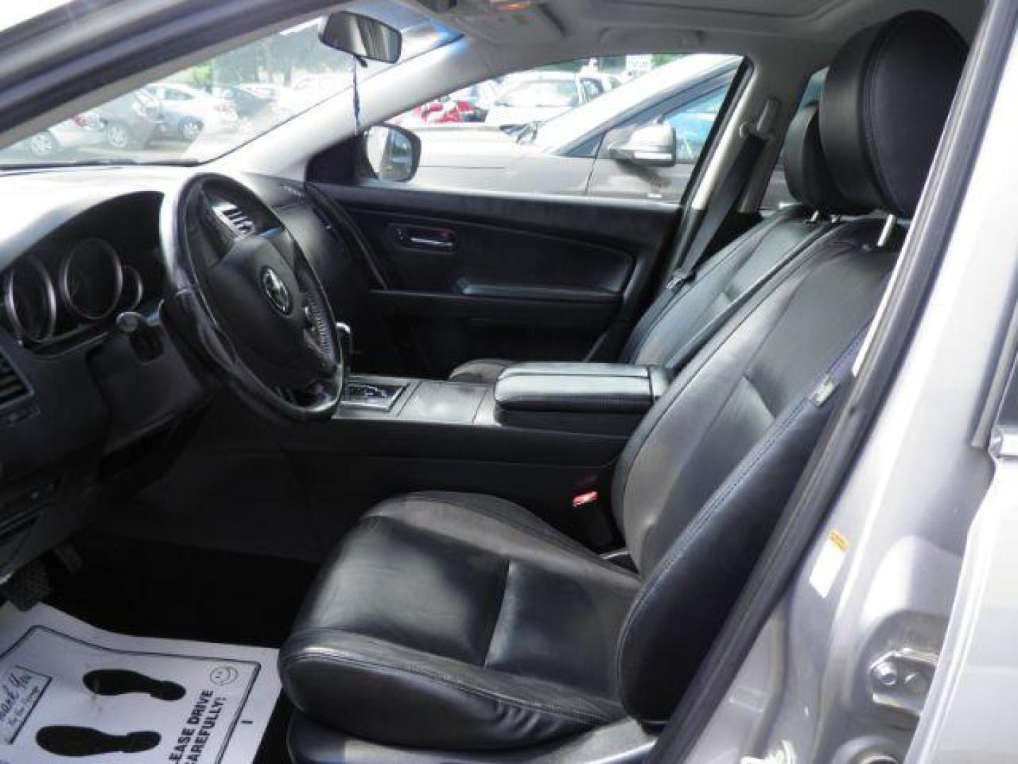 2011 Silver Mazda CX-9 Touring (JM3TB3CV8B0) with an 3.7L V6 engine, AT transmission, located at 19521 New George's Creek Rd SW, Barton, MD, 21521, (301) 463-2404, 39.524323, -79.017906 - Photo#1