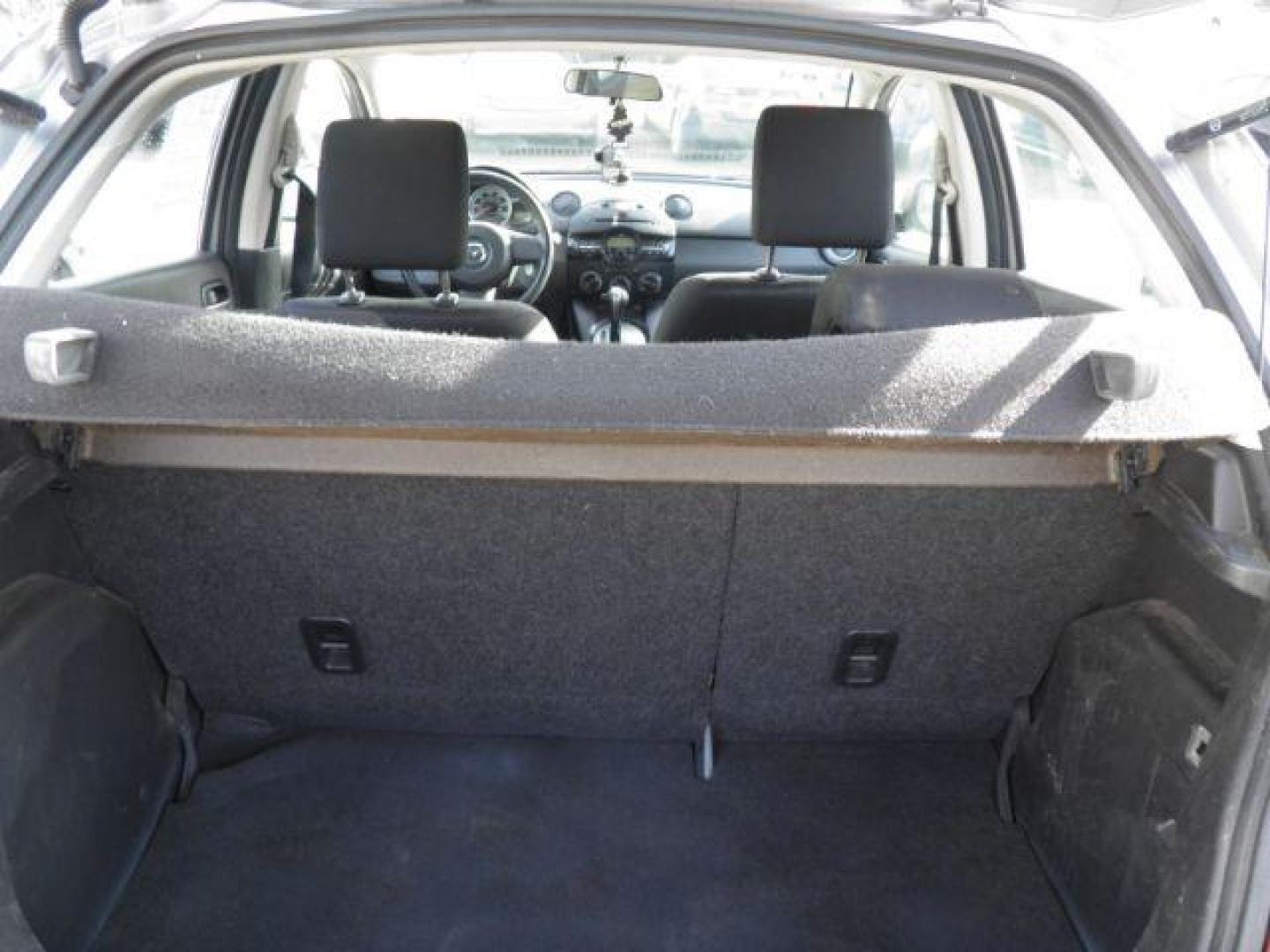 2011 SILVER MAZDA 2 Sport (JM1DE1HZ3B0) with an 1.5L L4 engine, AT transmission, located at 19521 New George's Creek Rd SW, Barton, MD, 21521, (301) 463-2404, 39.524323, -79.017906 - Photo#4