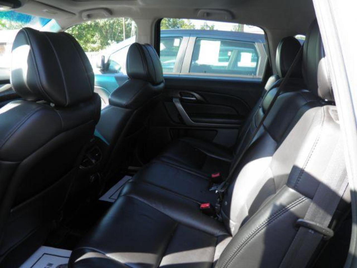 2012 Gray Acura MDX 6-Spd AT w/Tech Package (2HNYD2H33CH) with an 3.7L V6 engine, AT transmission, located at 15520 McMullen Hwy SW, Belair, MD, 21502, (301) 729-3700, 39.581375, -78.846451 - Photo#3