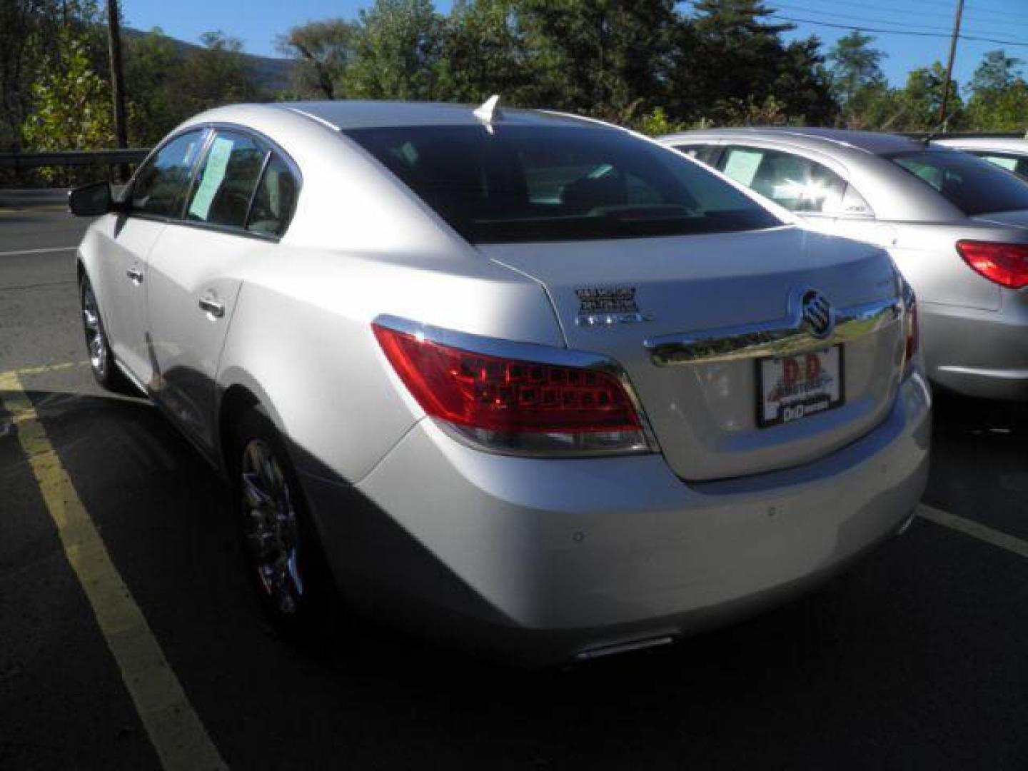2012 Silver Buick LaCrosse Premium 1 Group (1G4GD5E35CF) with an 3.6L V6 engine, AT transmission, located at 15520 McMullen Hwy SW, Belair, MD, 21502, (301) 729-3700, 39.581375, -78.846451 - Photo#4