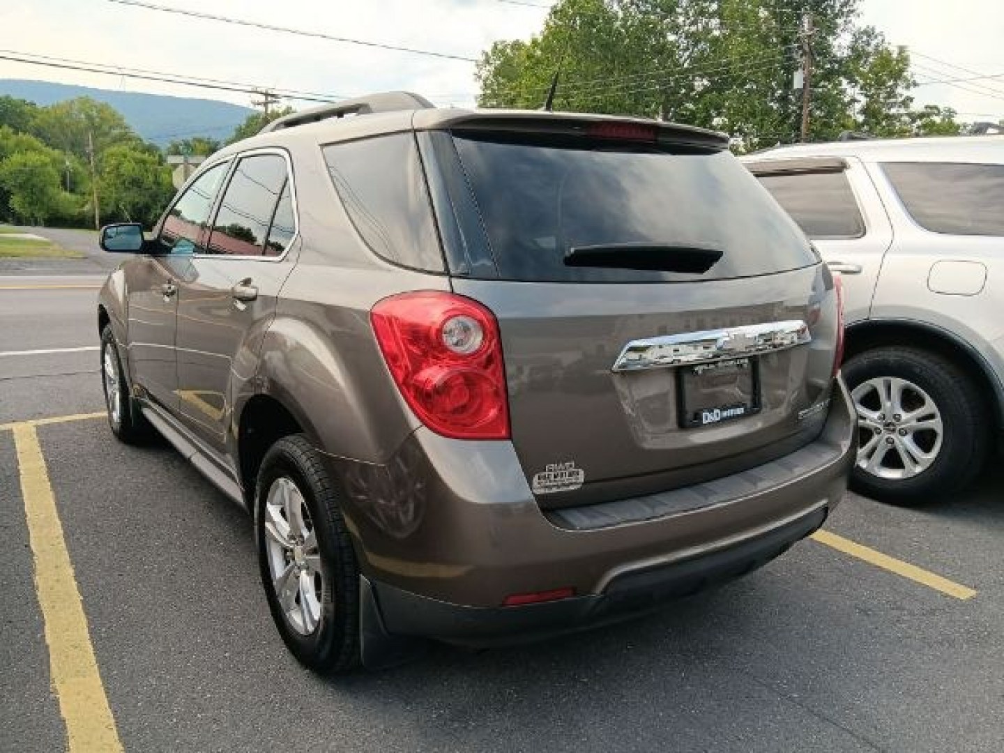 2012 BROWN Chevrolet Equinox 1LT (2GNFLEEK5C6) with an 3.6L V6 engine, AT transmission, located at 15520 McMullen Hwy SW, Belair, MD, 21502, (301) 729-3700, 39.581375, -78.846451- Photo#4