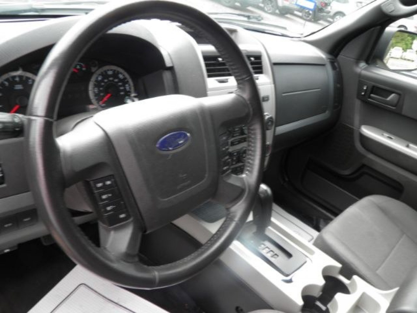 2012 BLACK Ford Escape XLT (1FMCU0D77CK) with an 2.5 L4 engine, AT transmission, located at 19521 New George's Creek Rd SW, Barton, MD, 21521, (301) 463-2404, 39.524323, -79.017906- Photo#2