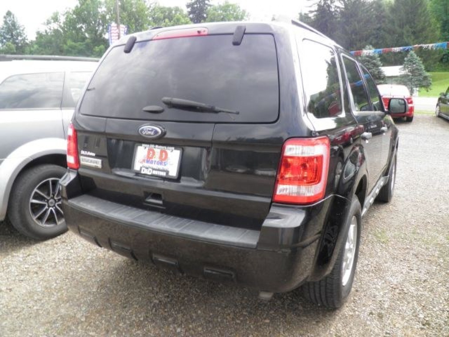 2012 BLACK Ford Escape XLT (1FMCU0D77CK) with an 2.5 L4 engine, AT transmission, located at 19521 New George's Creek Rd SW, Barton, MD, 21521, (301) 463-2404, 39.524323, -79.017906- Photo#5