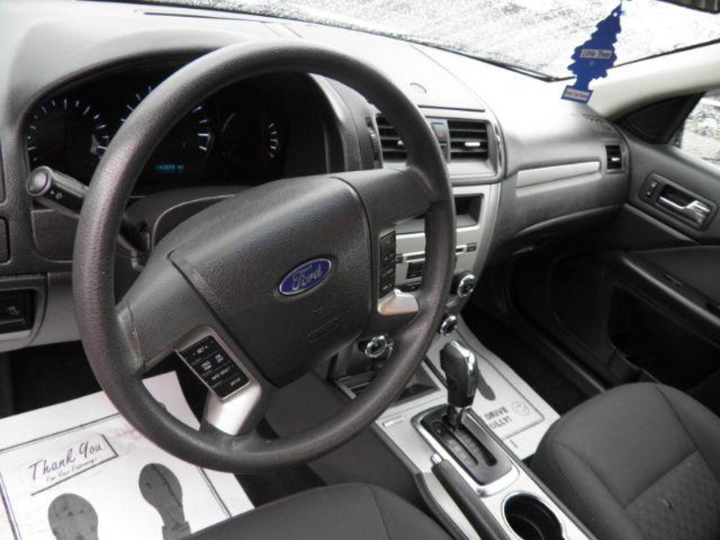 2012 Silver Ford Fusion SE (3FAHP0HA3CR) with an 2.5L I4 engine, AT transmission, located at 15520 McMullen Hwy SW, Belair, MD, 21502, (301) 729-3700, 39.581375, -78.846451 - Photo#3