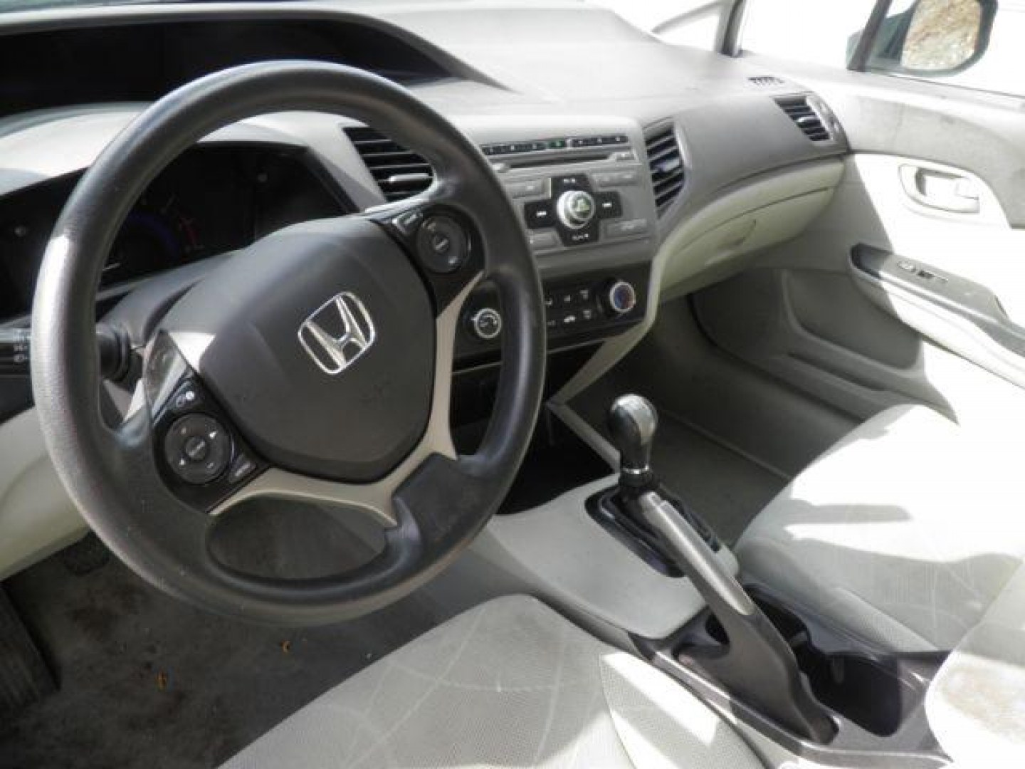 2012 WHITE Honda Civic LX (2HGFB2E58CH) with an 1.8L L4 engine, 5SP transmission, located at 15520 McMullen Hwy SW, Belair, MD, 21502, (301) 729-3700, 39.581375, -78.846451 - Photo#2