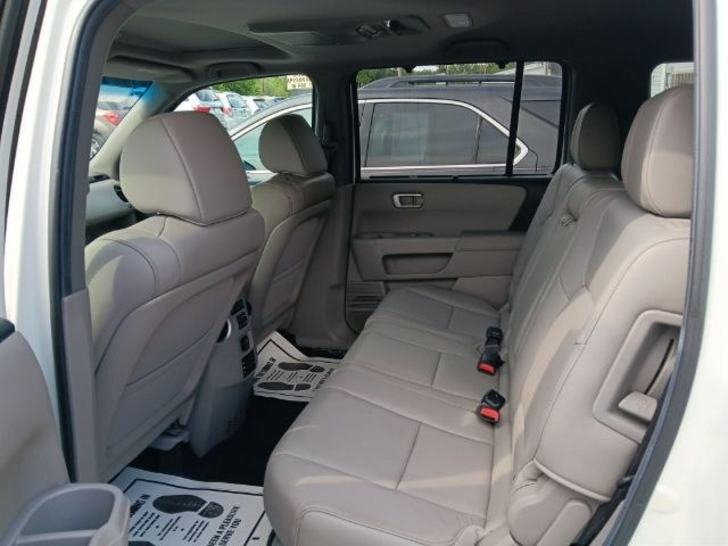 2012 WHITE Honda Pilot Touring (5FNYF4H97CB) with an 3.5L V6 engine, located at 15520 McMullen Hwy SW, Belair, MD, 21502, (301) 729-3700, 39.581375, -78.846451- Photo#2