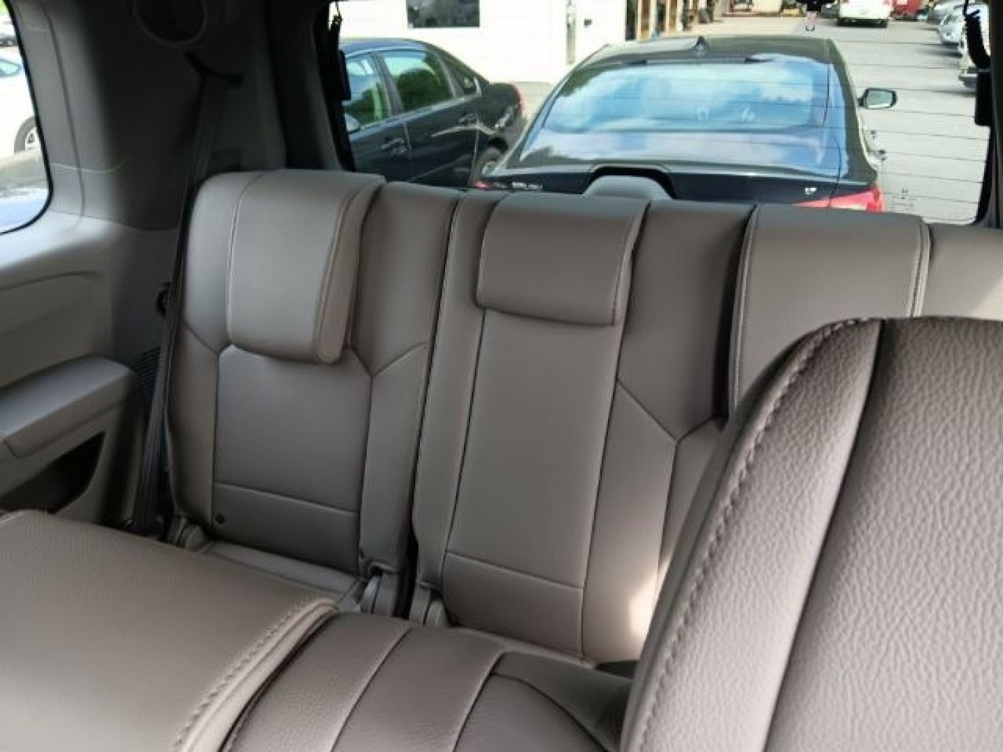 2012 WHITE Honda Pilot Touring (5FNYF4H97CB) with an 3.5L V6 engine, located at 15520 McMullen Hwy SW, Belair, MD, 21502, (301) 729-3700, 39.581375, -78.846451- Photo#3