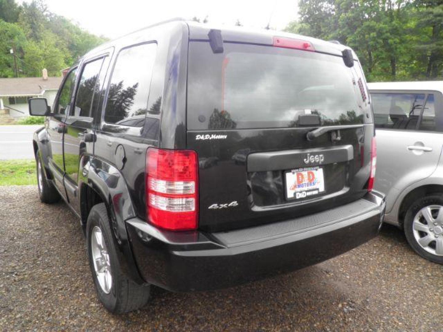 2012 BLACK Jeep Liberty Sport 4WD (1C4PJMAK1CW) with an 3.7L V6 engine, AT transmission, located at 19521 New George's Creek Rd SW, Barton, MD, 21521, (301) 463-2404, 39.524323, -79.017906 - Photo#5