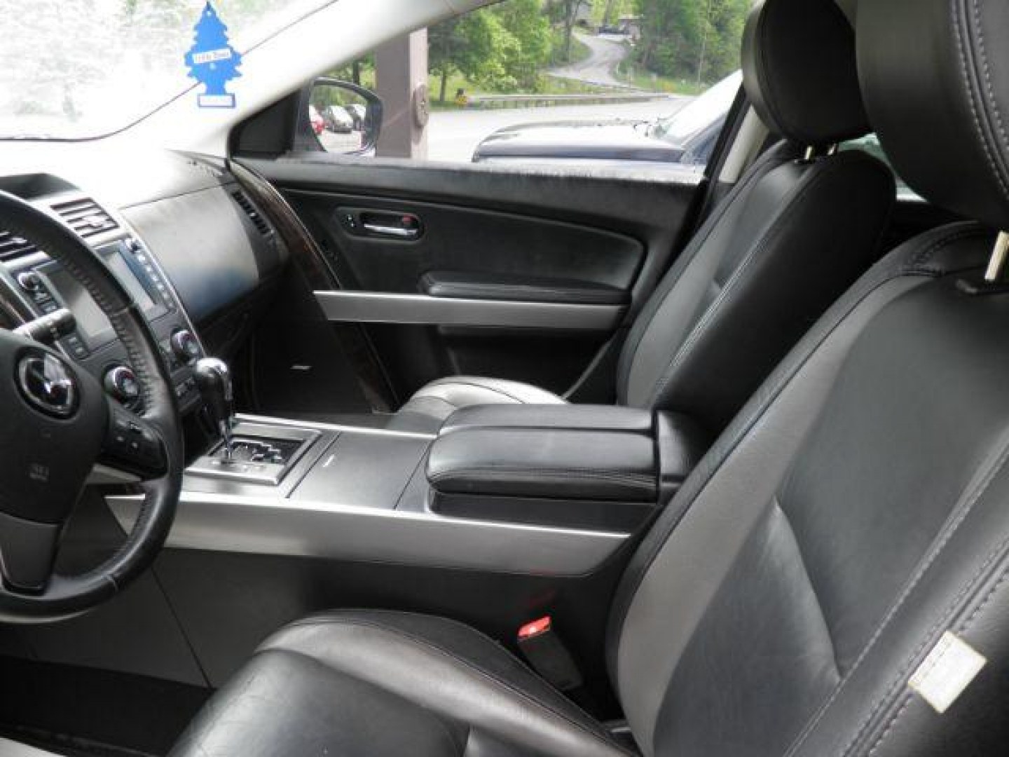 2012 GRAY Mazda CX-9 Grand Touring (JM3TB3DV8C0) with an 3.7L V6 engine, CVT transmission, located at 19521 New George's Creek Rd SW, Barton, MD, 21521, (301) 463-2404, 39.524323, -79.017906 - Photo#1