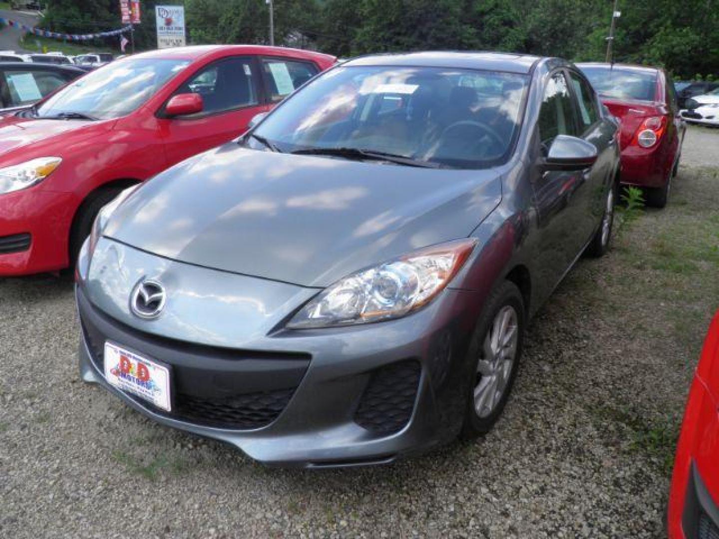 2012 Gray Mazda Mazda3 i Touring (JM1BL1V88C1) with an 2.4L I4 engine, located at 19521 New George's Creek Rd SW, Barton, MD, 21521, (301) 463-2404, 39.524323, -79.017906 - Photo#0