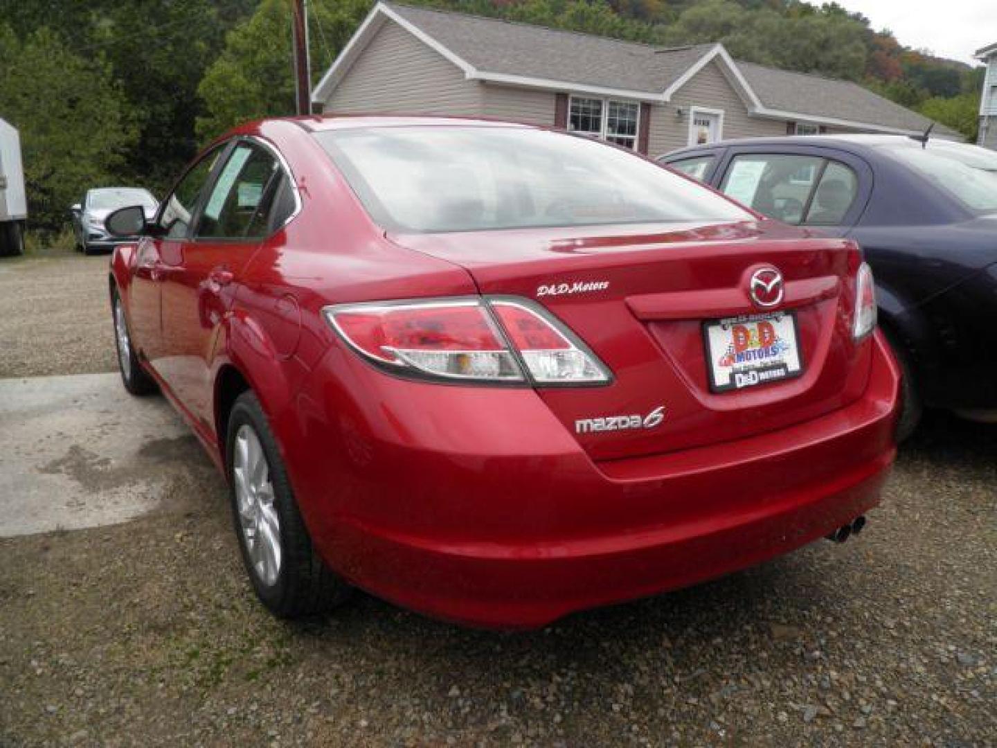 2012 RED Mazda 6 I Touring (1YVHZ8DH4C5) with an 2.5 L4 engine, AT transmission, located at 15520 McMullen Hwy SW, Belair, MD, 21502, (301) 729-3700, 39.581375, -78.846451 - Photo#4