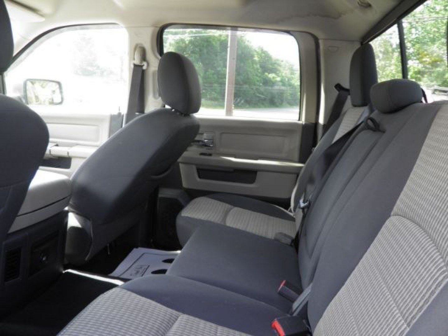 2012 RED Ram 1500 SLT (1C6RD7LT9CS) with an 5.7L V8 engine, AT transmission, located at 19521 New George's Creek Rd SW, Barton, MD, 21521, (301) 463-2404, 39.524323, -79.017906- Photo#2