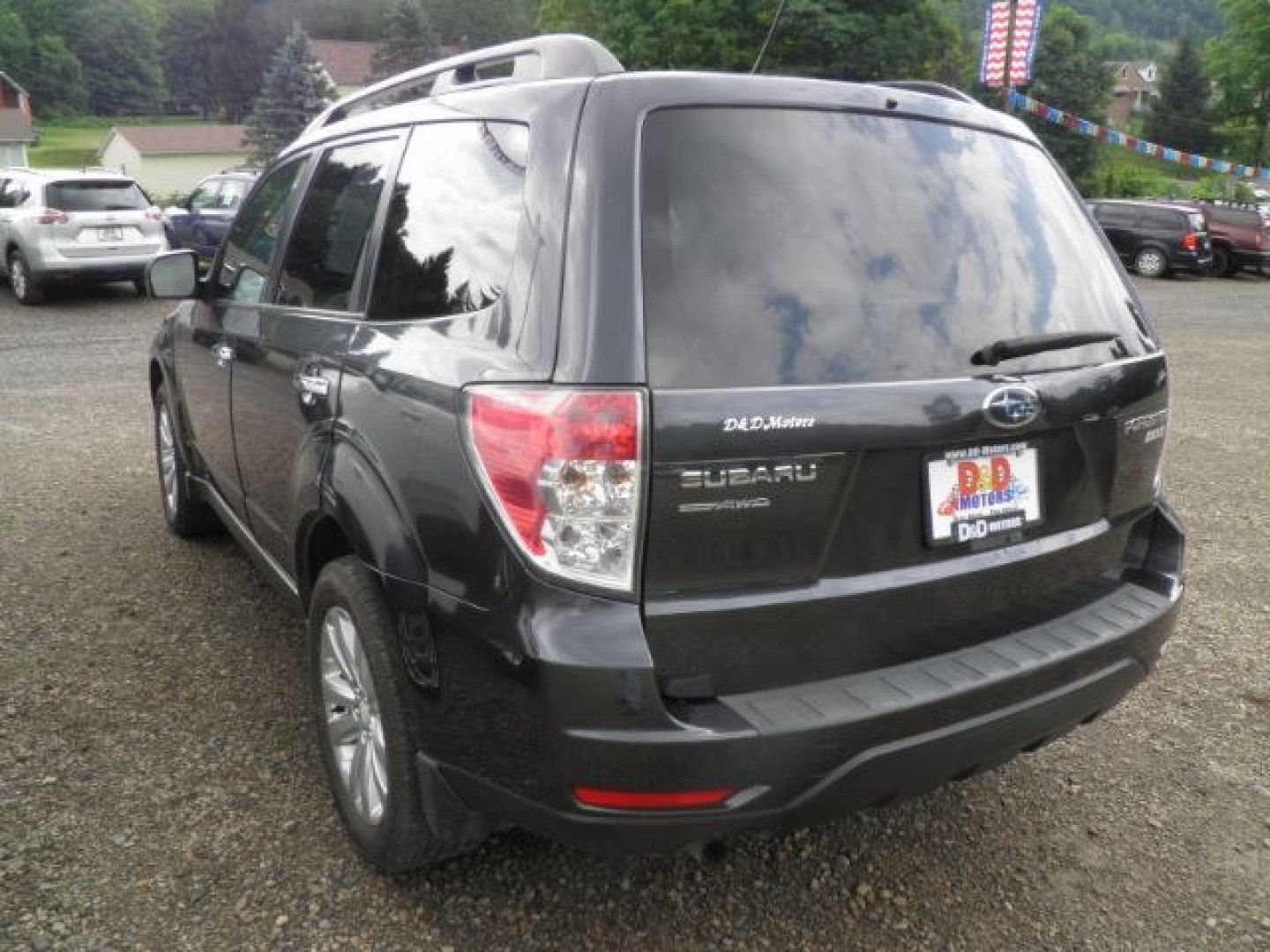 2012 Gray Subaru Forester 2.5X Premium (JF2SHADC6CH) with an 2.5l H4 engine, AT transmission, located at 19521 New George's Creek Rd SW, Barton, MD, 21521, (301) 463-2404, 39.524323, -79.017906- Photo#5