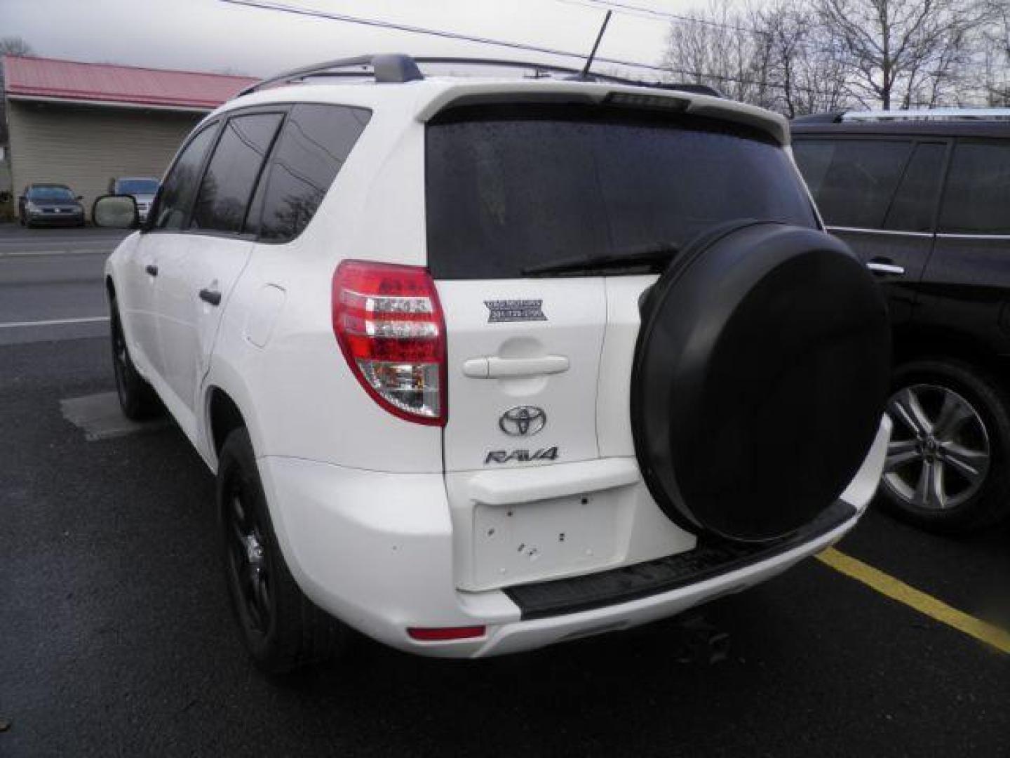 2012 White Toyota RAV4 BASE (2T3BF4DVXCW) with an 2.5L I4 engine, AT transmission, located at 15520 McMullen Hwy SW, Belair, MD, 21502, (301) 729-3700, 39.581375, -78.846451 - Photo#5
