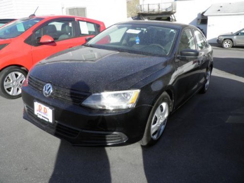 2012 VOLKSWAGEN JETTA PASSENGER CAR
