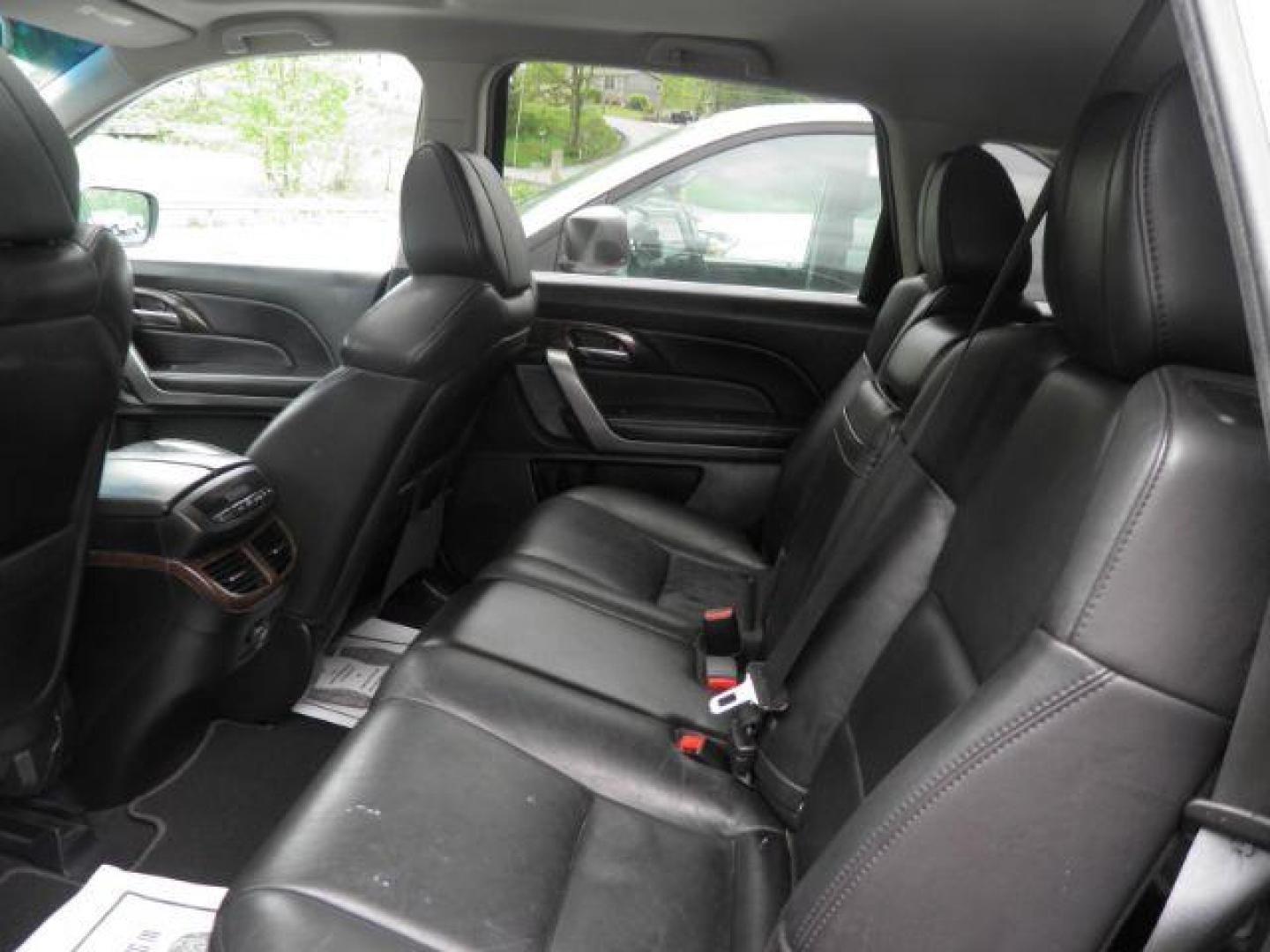 2013 GRAY Acura MDX BASE (2HNYD2H27DH) with an 3.6L V6 engine, located at 19521 New George's Creek Rd SW, Barton, MD, 21521, (301) 463-2404, 39.524323, -79.017906 - Photo#3