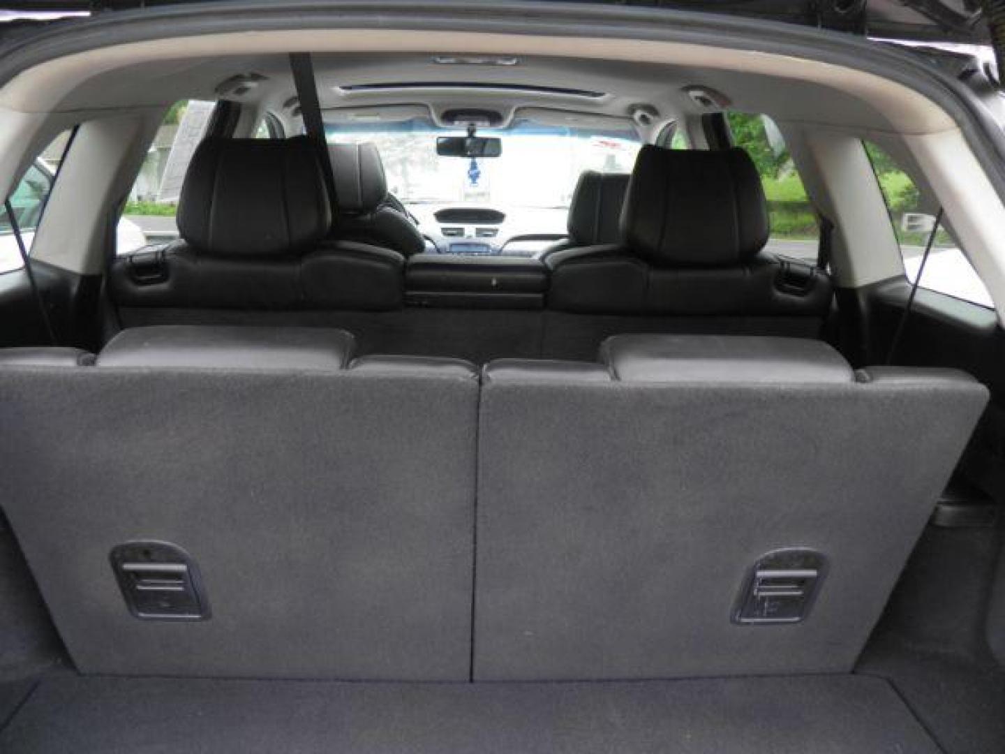 2013 GRAY Acura MDX BASE (2HNYD2H27DH) with an 3.6L V6 engine, located at 19521 New George's Creek Rd SW, Barton, MD, 21521, (301) 463-2404, 39.524323, -79.017906 - Photo#4