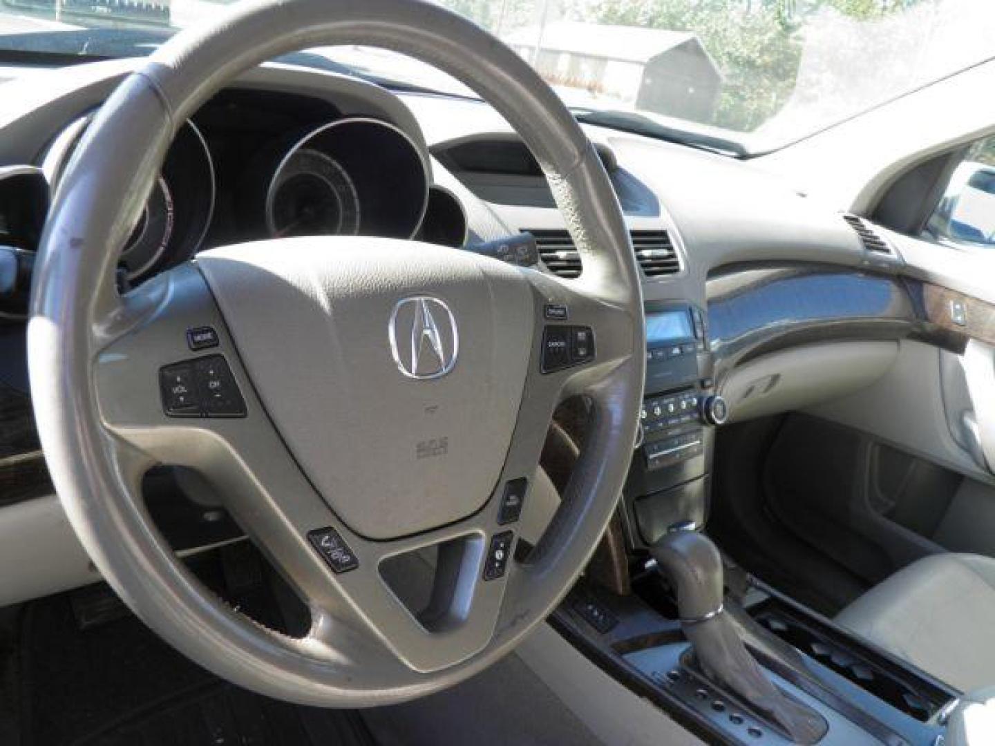 2013 Silver Acura MDX TECH PKG (2HNYD2H27DH) with an 3.7L V6 engine, AT transmission, located at 15520 McMullen Hwy SW, Belair, MD, 21502, (301) 729-3700, 39.581375, -78.846451 - Photo#2