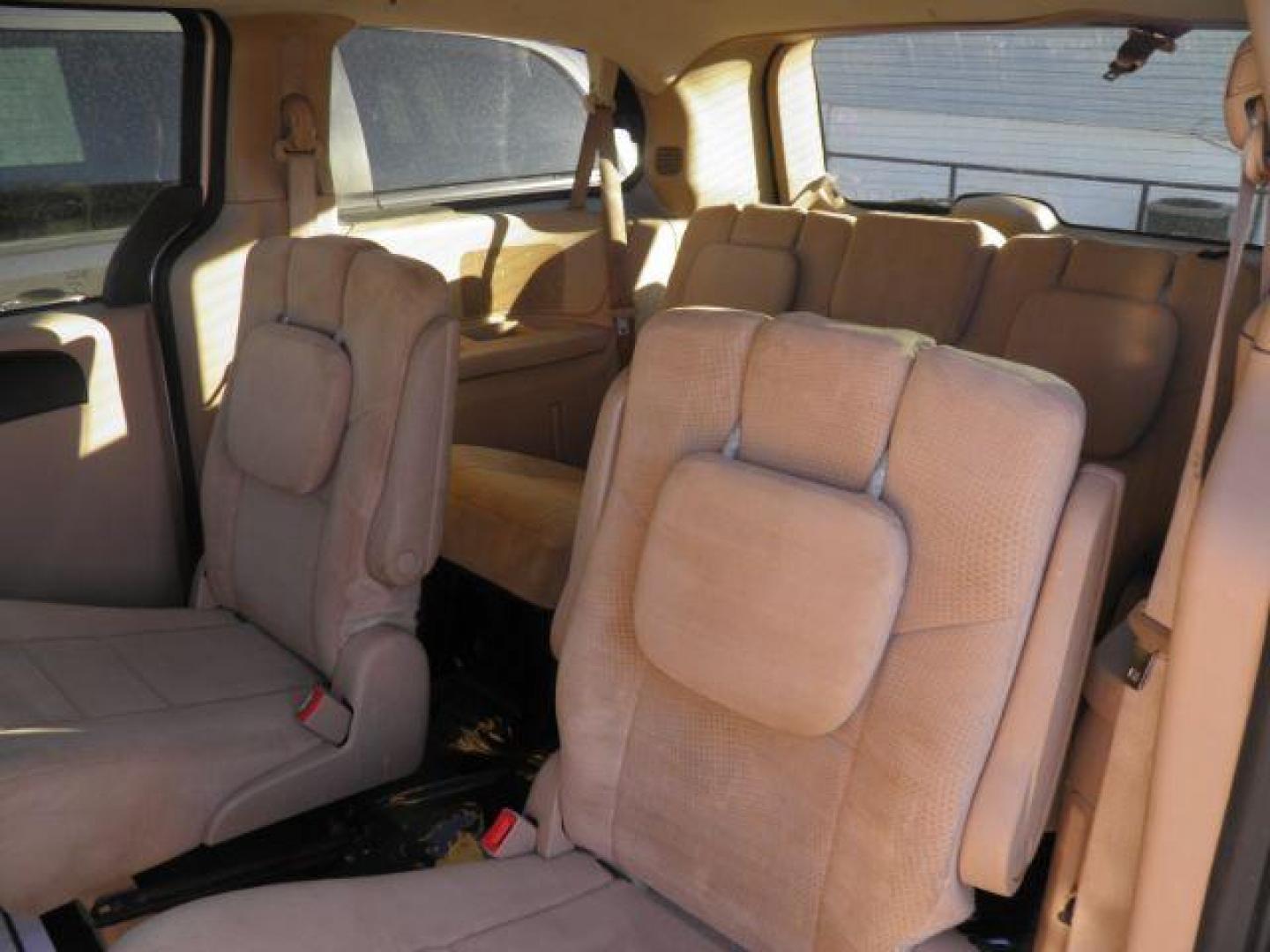 2013 GOLD DODGE G CARAVAN SE (2C4RDGBG1DR) with an 3.6L V6 engine, AT transmission, located at 15520 McMullen Hwy SW, Belair, MD, 21502, (301) 729-3700, 39.581375, -78.846451 - Photo#3