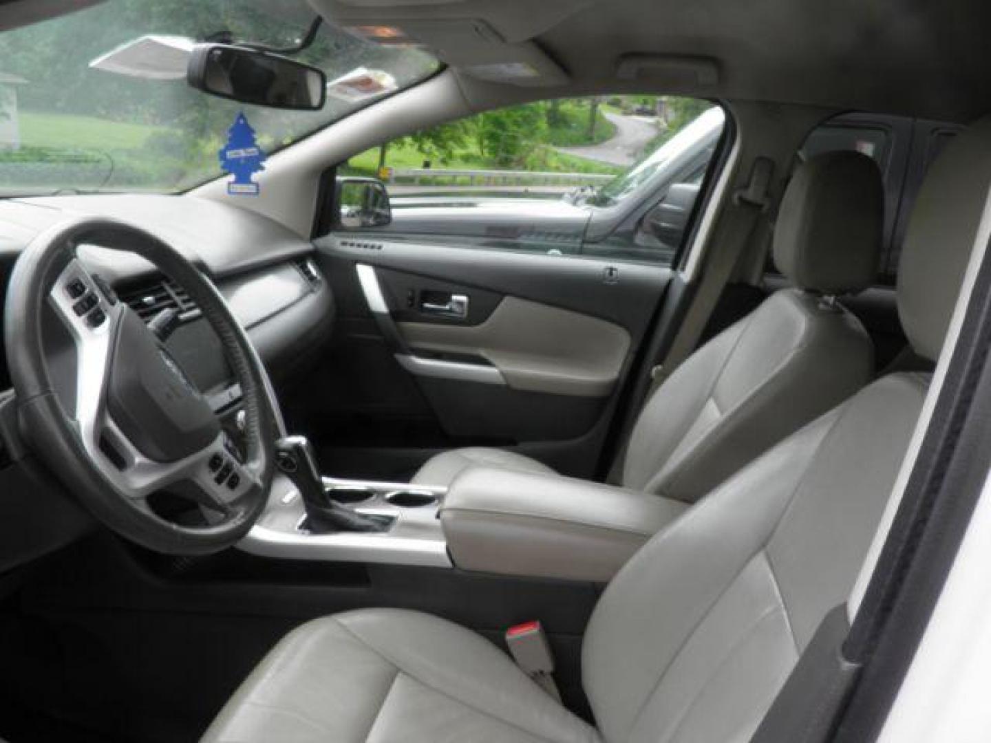 2013 White Ford Edge SEL (2FMDK3JC4DB) with an 3.5L V6 engine, AT transmission, located at 19521 New George's Creek Rd SW, Barton, MD, 21521, (301) 463-2404, 39.524323, -79.017906 - Photo#1
