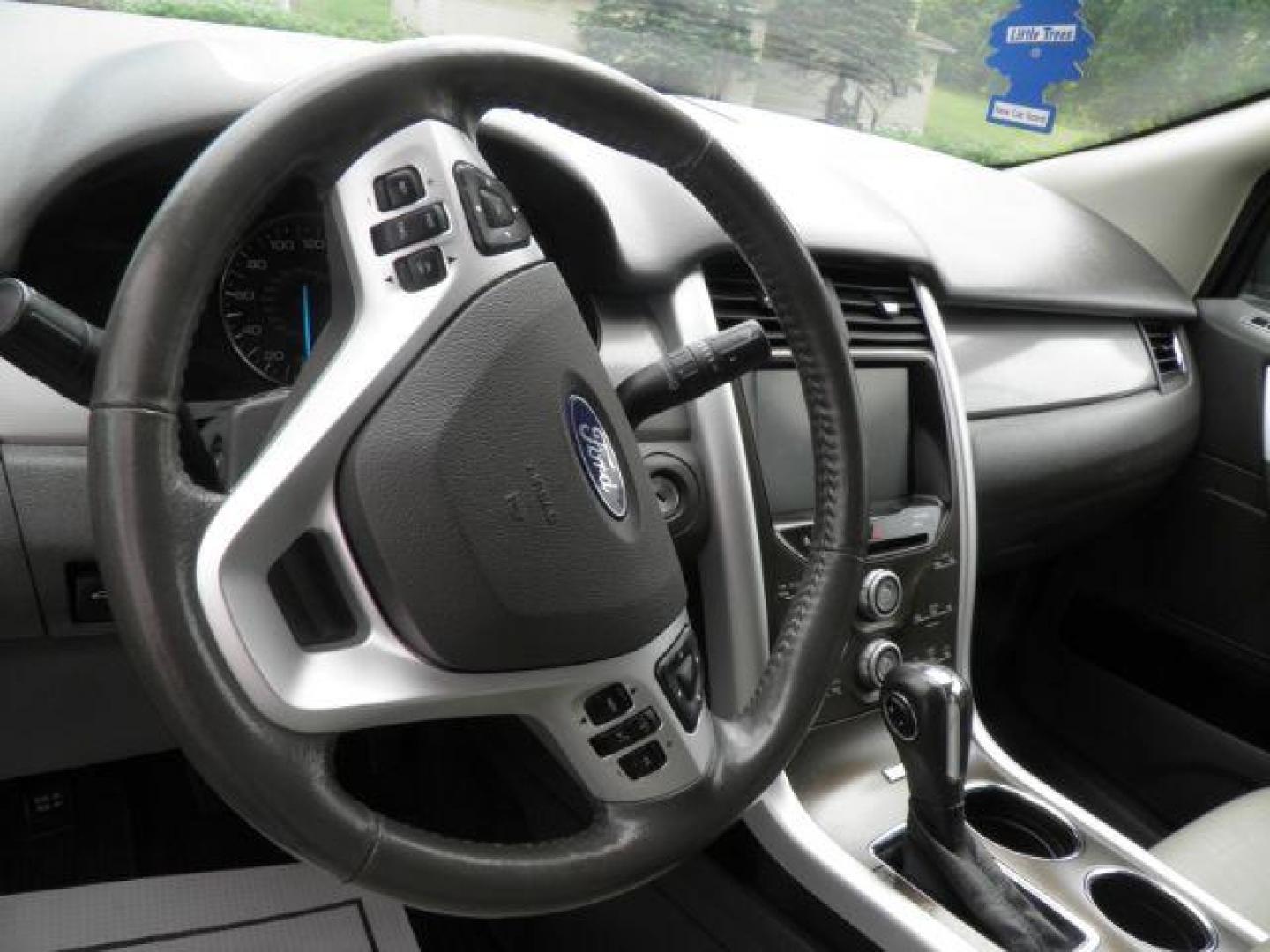 2013 White Ford Edge SEL (2FMDK3JC4DB) with an 3.5L V6 engine, AT transmission, located at 19521 New George's Creek Rd SW, Barton, MD, 21521, (301) 463-2404, 39.524323, -79.017906 - Photo#2