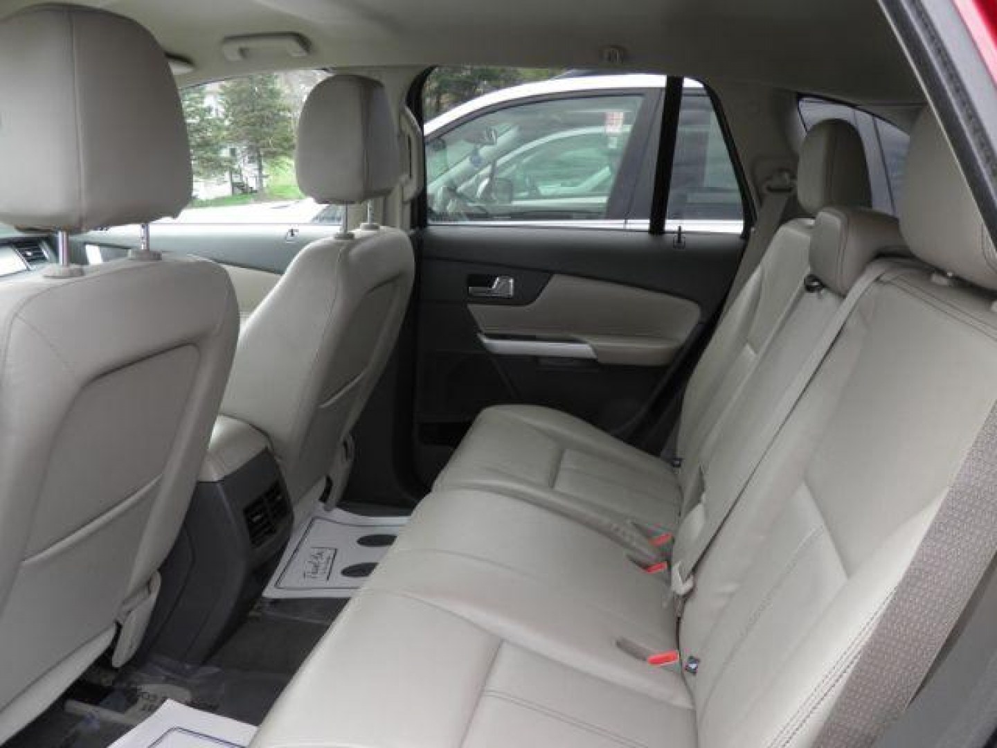 2013 RED Ford Edge SEL (2FMDK4JC6DB) with an 3.5L V6 engine, AT transmission, located at 19521 New George's Creek Rd SW, Barton, MD, 21521, (301) 463-2404, 39.524323, -79.017906- Photo#3