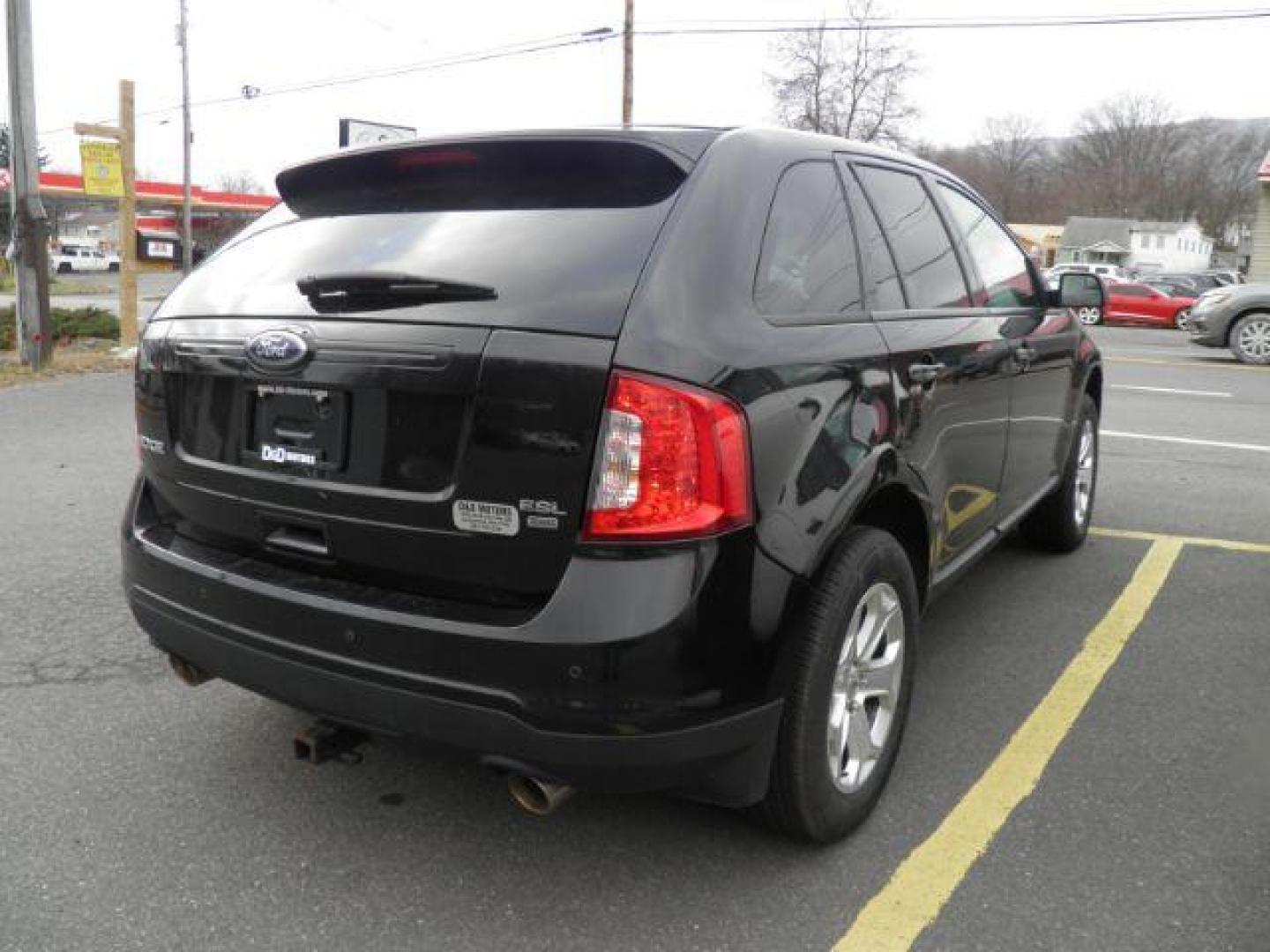 2013 Black Ford Edge SEL (2FMDK4JC7DB) with an 3.5L V6 engine, AT transmission, located at 15520 McMullen Hwy SW, Belair, MD, 21502, (301) 729-3700, 39.581375, -78.846451 - Photo#5