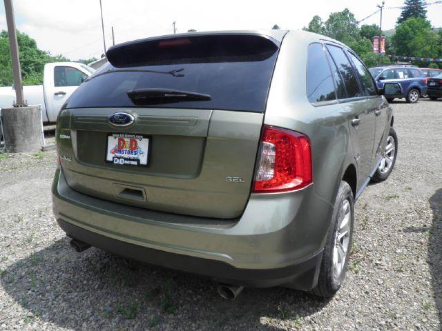 2013 GREEN Ford Edge SEL FWD (2FMDK3JC3DB) with an 3.5L V6 engine, AT transmission, located at 19521 New George's Creek Rd SW, Barton, MD, 21521, (301) 463-2404, 39.524323, -79.017906 - Photo#5