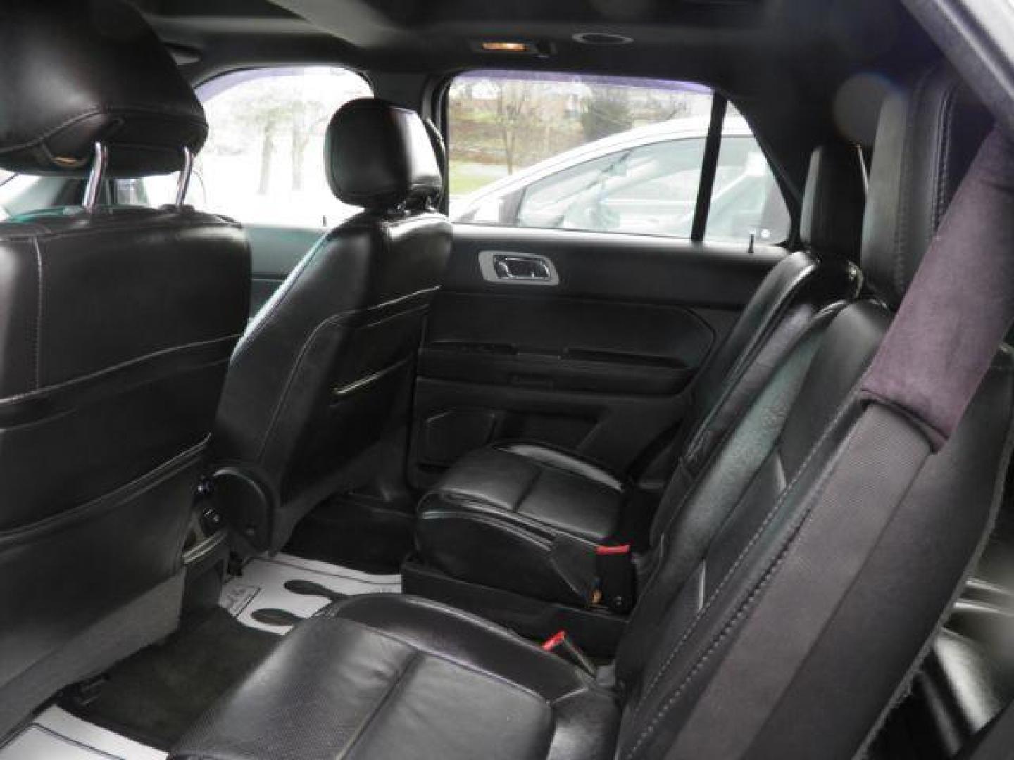 2013 Silver Ford Explorer Limited (1FM5K8F88DG) with an 3.5L V6 engine, AT transmission, located at 15520 McMullen Hwy SW, Belair, MD, 21502, (301) 729-3700, 39.581375, -78.846451 - Photo#3