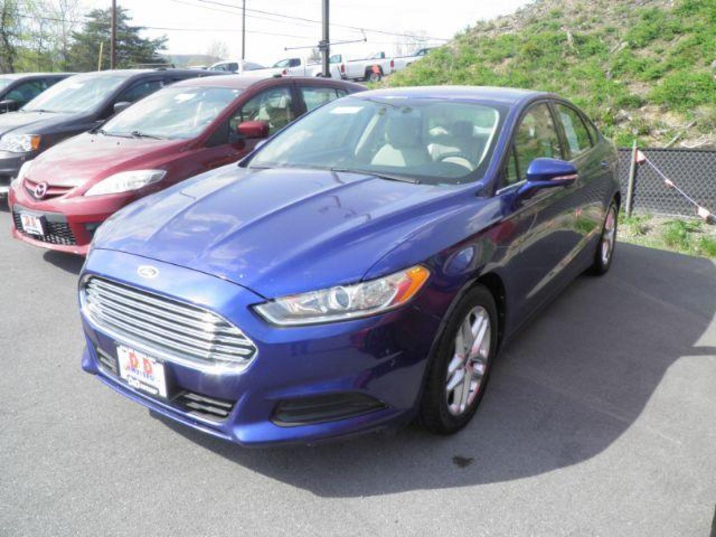 2013 BLUE Ford Fusion SE (3FA6P0H76DR) with an 2.5 L4 engine, AT transmission, located at 15520 McMullen Hwy SW, Belair, MD, 21502, (301) 729-3700, 39.581375, -78.846451 - Photo#0