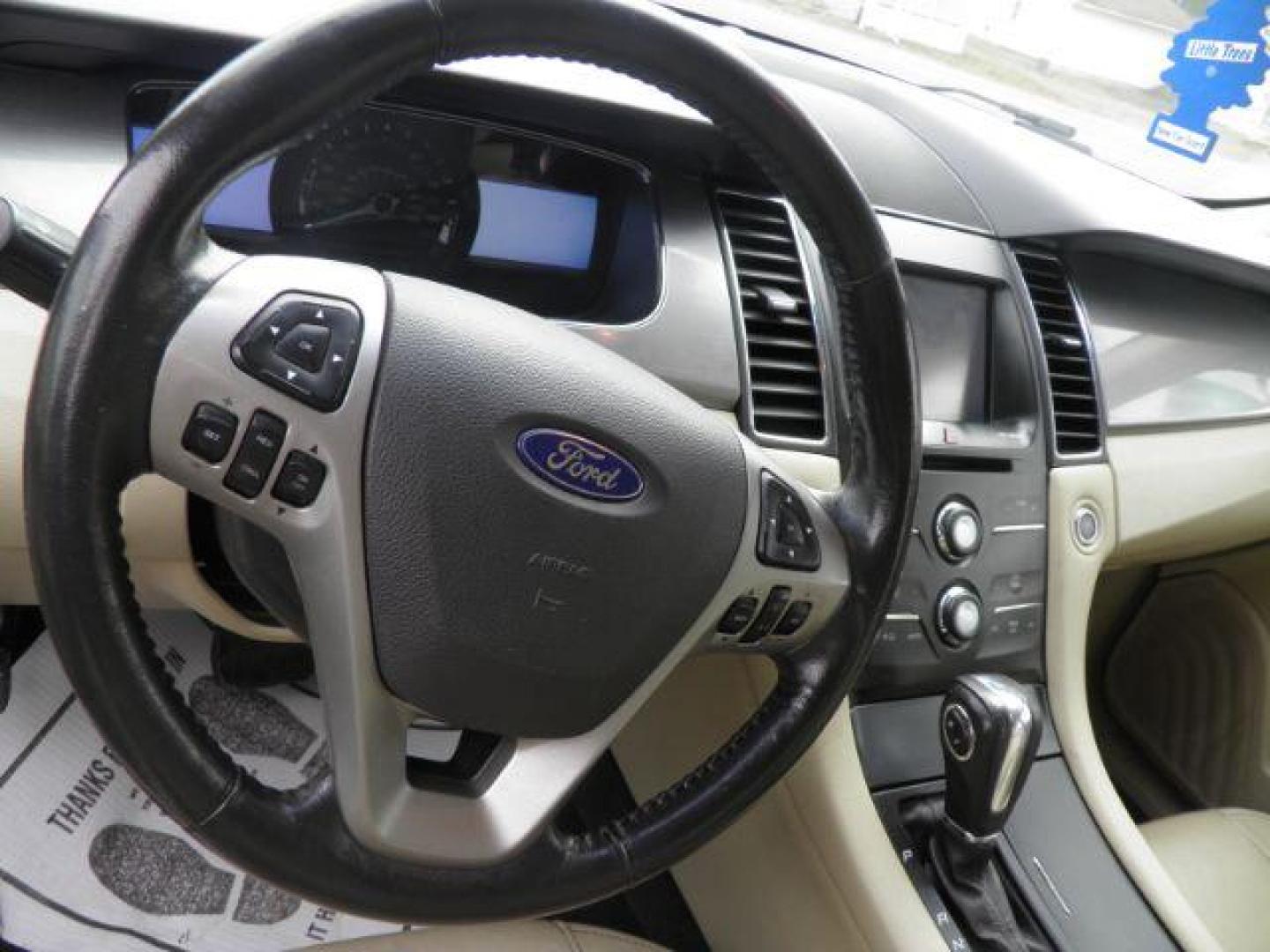 2013 WHITE Ford Taurus SEL FWD (1FAHP2E82DG) with an 3.5L V6 engine, AT transmission, located at 19521 New George's Creek Rd SW, Barton, MD, 21521, (301) 463-2404, 39.524323, -79.017906 - Photo#2