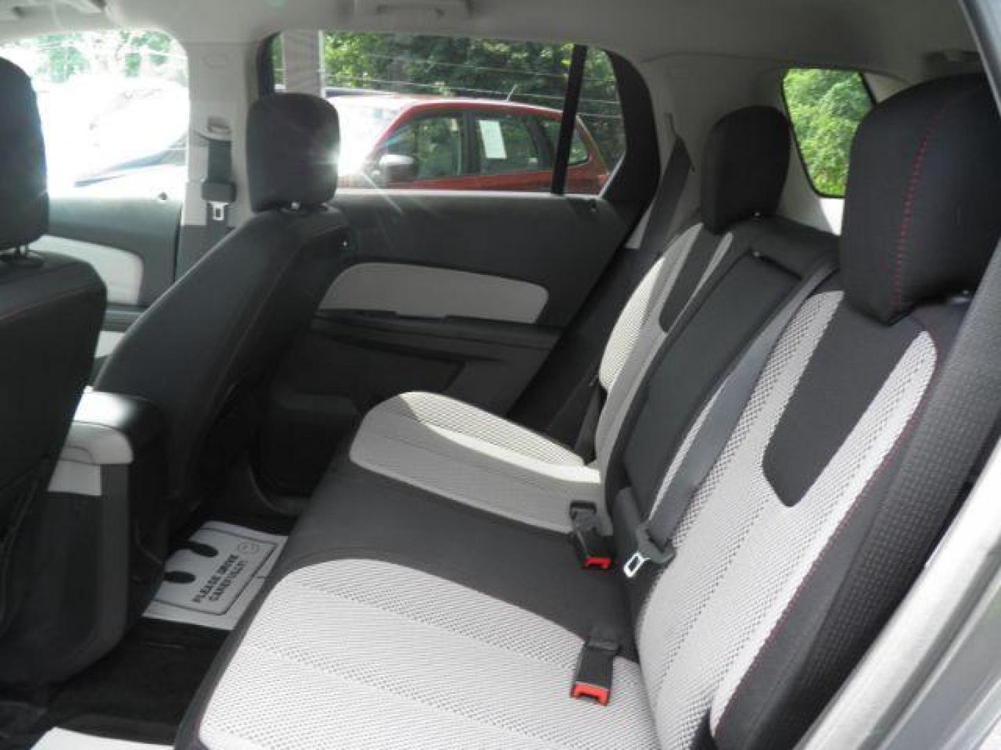 2013 Green GMC Terrain SLE-2 (2GKFLTE38D6) with an 3.6L V6 engine, AT transmission, located at 19521 New George's Creek Rd SW, Barton, MD, 21521, (301) 463-2404, 39.524323, -79.017906 - Photo#3