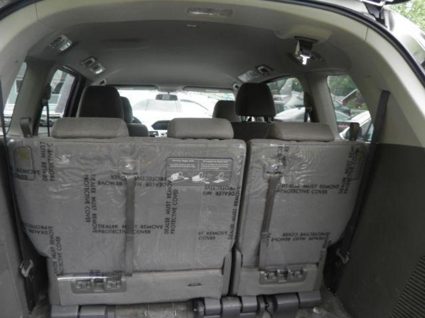 2013 Silver Honda Odyssey LX (5FNRL5H2XDB) with an 3.5L V6 engine, AT transmission, located at 15520 McMullen Hwy SW, Belair, MD, 21502, (301) 729-3700, 39.581375, -78.846451 - Photo#4