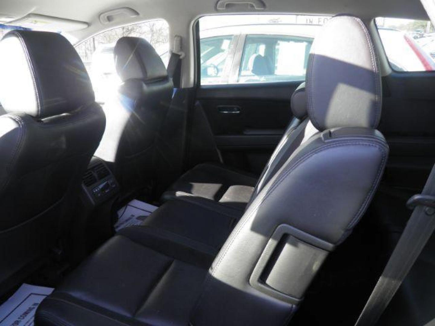 2013 SILVER Mazda CX-9 Touring AWD (JM3TB3CV7D0) with an 3.7L V6 engine, AT transmission, located at 15520 McMullen Hwy SW, Belair, MD, 21502, (301) 729-3700, 39.581375, -78.846451 - Photo#3
