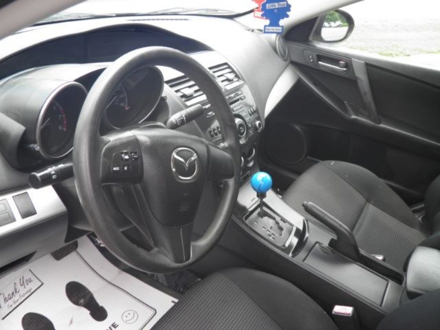 2013 SILVER Mazda MAZDA3 i SV AT 4-Door (JM1BL1TGXD1) with an 2.0L L4 DOHC 16V engine, 5-Speed Automatic transmission, located at 19521 New George's Creek Rd SW, Barton, MD, 21521, (301) 463-2404, 39.524323, -79.017906- Photo#2