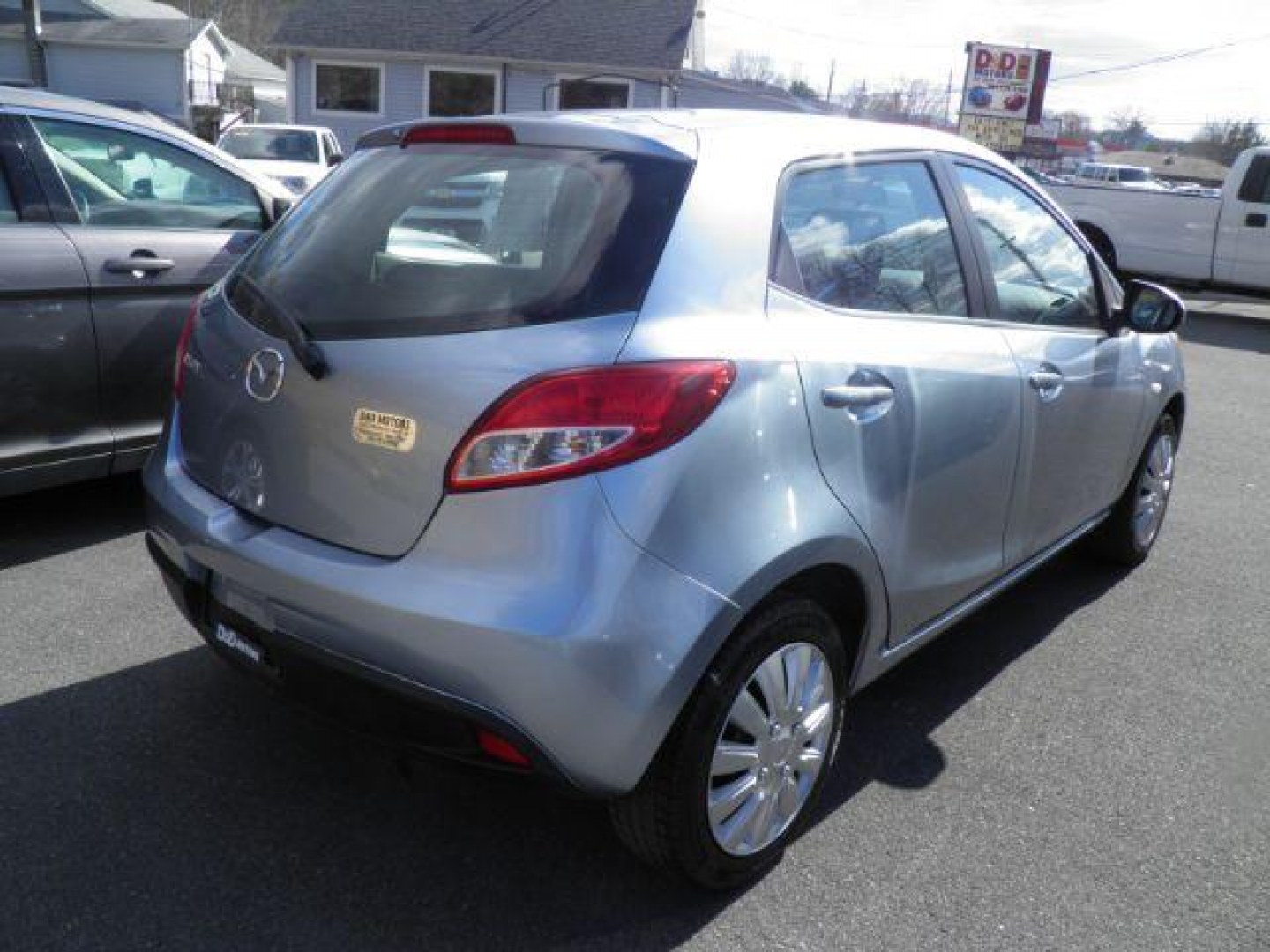2013 BLUE Mazda Mazda2 Sport (JM1DE1KY8D0) with an 1.5L L4 engine, located at 15520 McMullen Hwy SW, Belair, MD, 21502, (301) 729-3700, 39.581375, -78.846451 - Photo#5