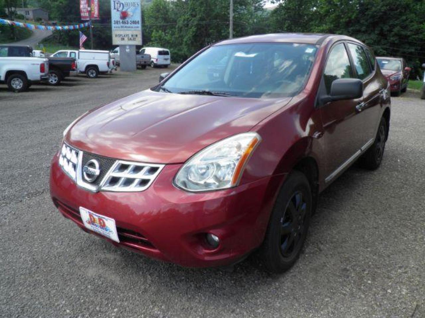 2013 Maroon Nissan Rogue S AWD (JN8AS5MV7DW) with an 2.5L I4 engine, AT transmission, located at 19521 New George's Creek Rd SW, Barton, MD, 21521, (301) 463-2404, 39.524323, -79.017906 - Photo#0