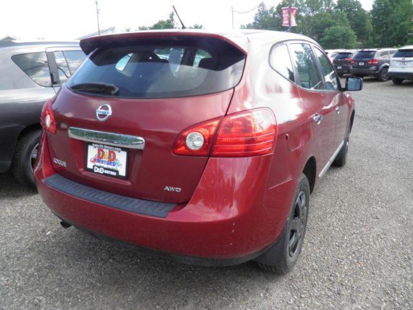 2013 Maroon Nissan Rogue S AWD (JN8AS5MV7DW) with an 2.5L I4 engine, AT transmission, located at 19521 New George's Creek Rd SW, Barton, MD, 21521, (301) 463-2404, 39.524323, -79.017906 - Photo#5