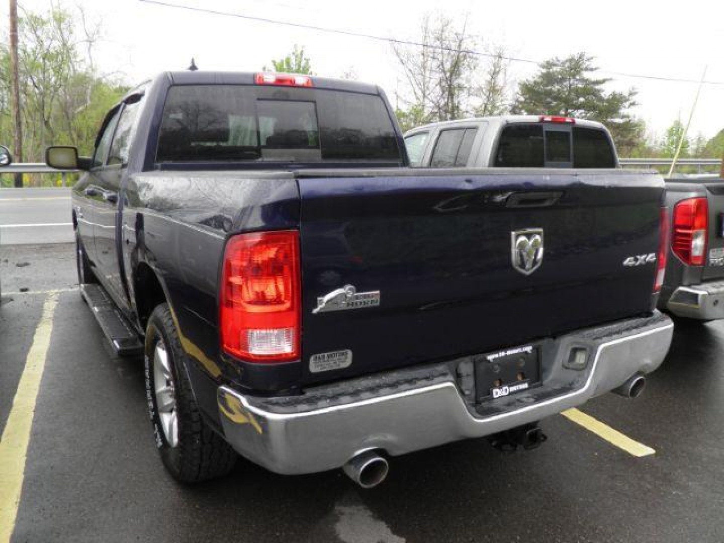 2013 Blue DODGE RAM Big Horn (1C6RR7LT6DS) with an 5.7L V8 engine, AT transmission, located at 15520 McMullen Hwy SW, Belair, MD, 21502, (301) 729-3700, 39.581375, -78.846451 - Photo#4