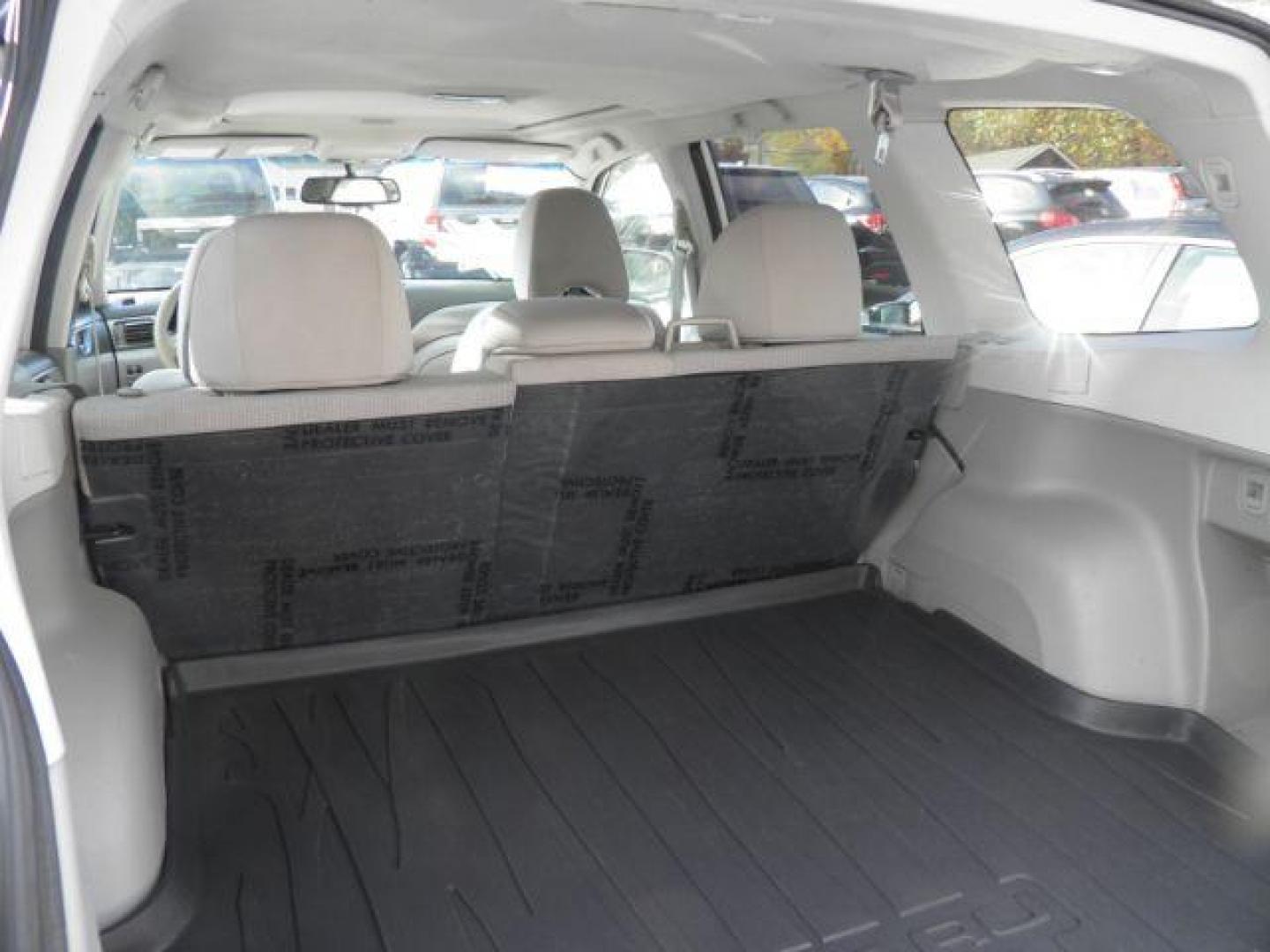 2013 White Subaru Forester 2.5X Premium (JF2SHADC5DH) with an 2.5L H4 engine, AT transmission, located at 15520 McMullen Hwy SW, Belair, MD, 21502, (301) 729-3700, 39.581375, -78.846451 - Photo#4