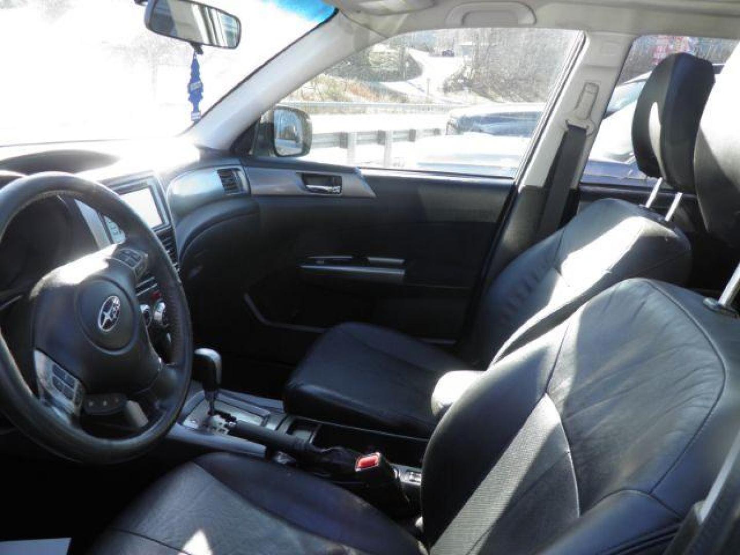 2013 SILVER Subaru Forester 2.5X Limited (JF2SHAFC5DH) with an 2.5 L4 engine, CVT transmission, located at 19521 New George's Creek Rd SW, Barton, MD, 21521, (301) 463-2404, 39.524323, -79.017906 - Photo#1