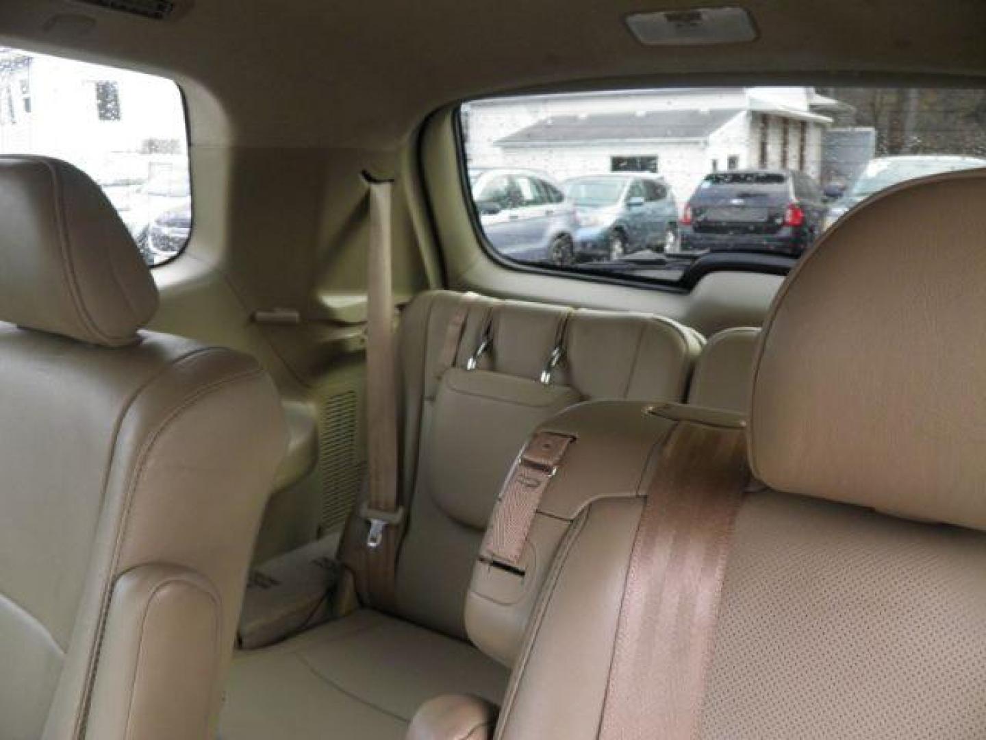 2013 Burgundy Toyota Highlander Limited V6 (5TDDK3EHXDS) with an 3.5L V6 engine, AT transmission, located at 15520 McMullen Hwy SW, Belair, MD, 21502, (301) 729-3700, 39.581375, -78.846451 - Photo#4