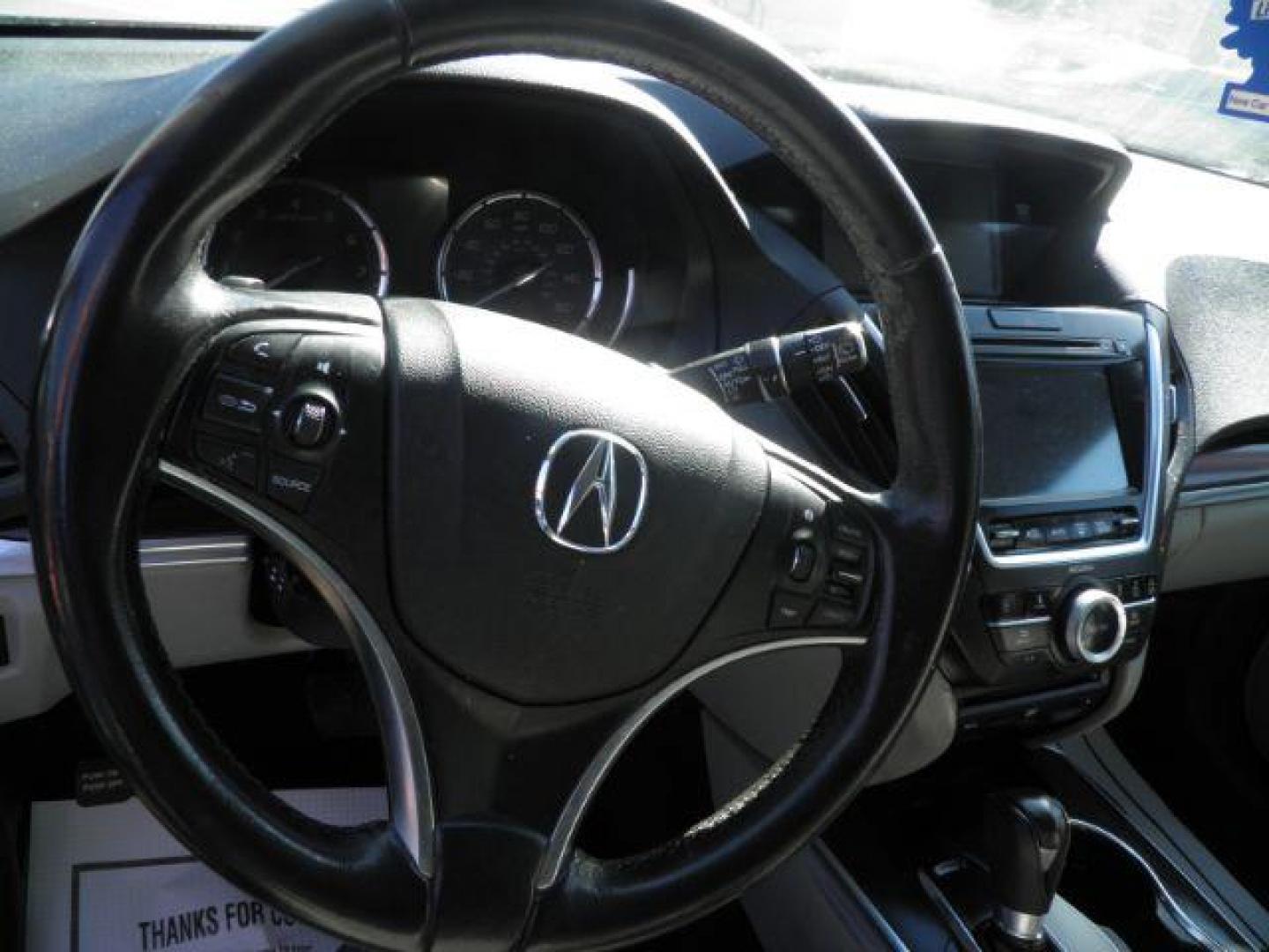 2014 GRAY Acura MDX SH-AWD 6-Spd AT w/Tech and Entertainment Package (5FRYD4H69EB) with an 3.5L V6 engine, AT transmission, located at 19521 New George's Creek Rd SW, Barton, MD, 21521, (301) 463-2404, 39.524323, -79.017906 - Photo#2