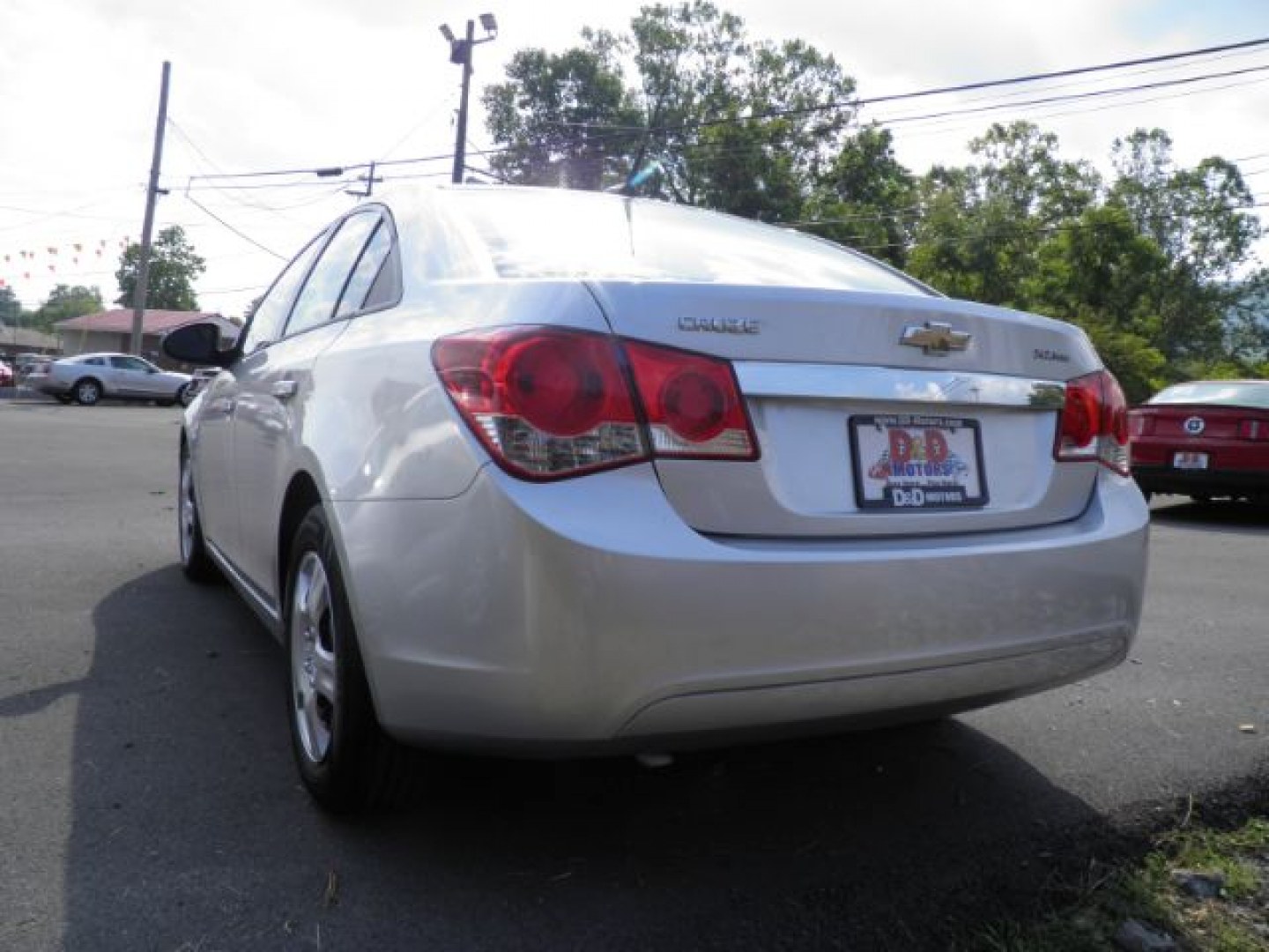 2014 Silver Chevrolet Cruze LS Auto (1G1PA5SH3E7) with an 1.8L I4 engine, AT transmission, located at 15520 McMullen Hwy SW, Belair, MD, 21502, (301) 729-3700, 39.581375, -78.846451- Photo#3