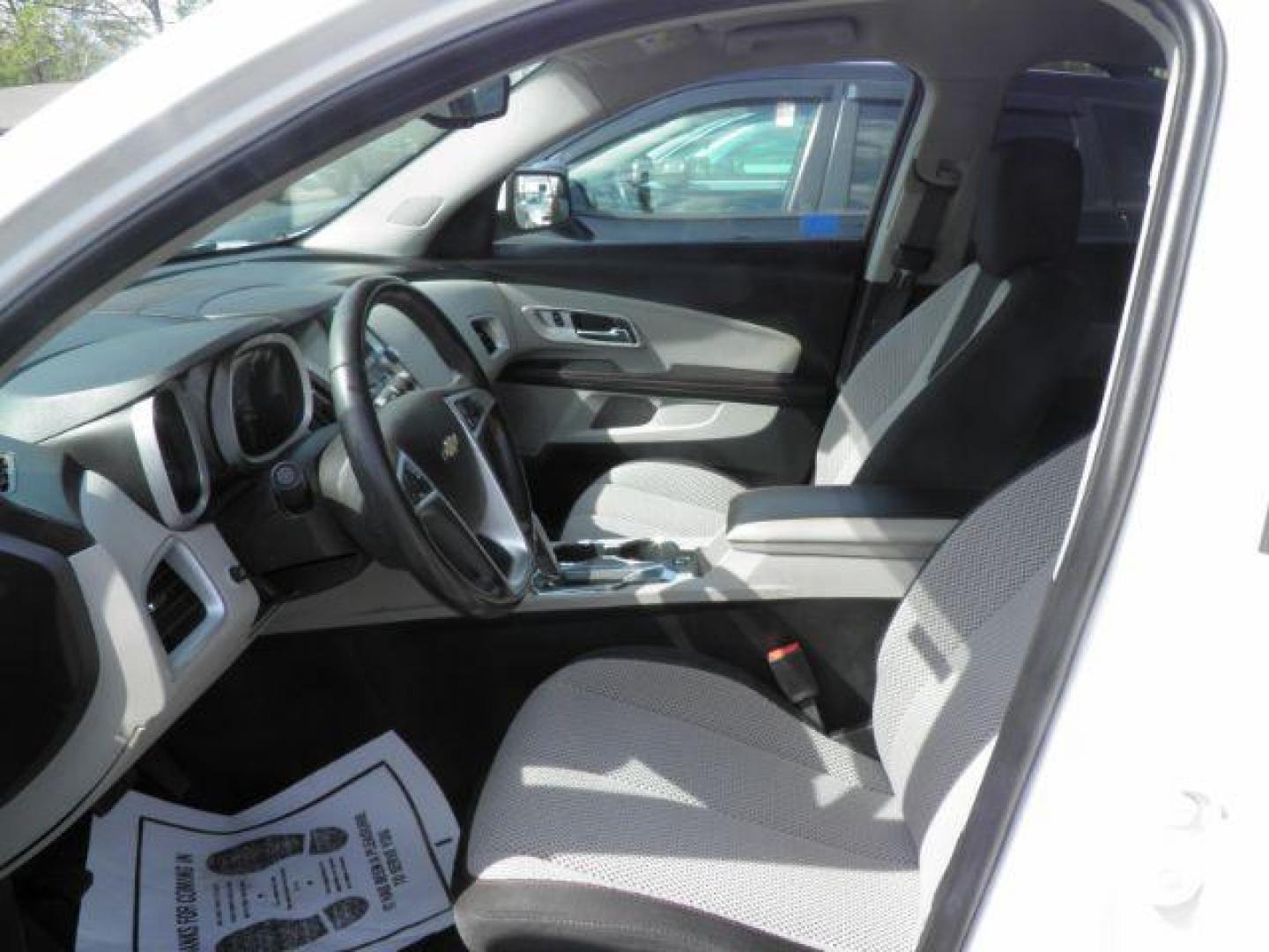 2014 WHITE Chevrolet Equinox 1LT (2GNFLFE37E6) with an 2.4L L4 engine, AT transmission, located at 15520 McMullen Hwy SW, Belair, MD, 21502, (301) 729-3700, 39.581375, -78.846451 - Photo#1