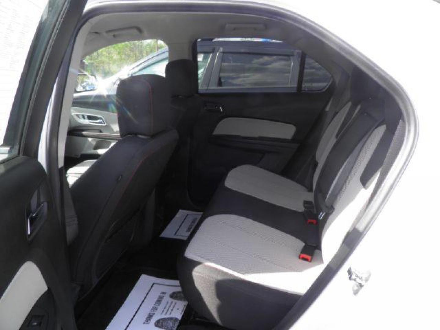 2014 WHITE Chevrolet Equinox 1LT (2GNFLFE37E6) with an 2.4L L4 engine, AT transmission, located at 15520 McMullen Hwy SW, Belair, MD, 21502, (301) 729-3700, 39.581375, -78.846451 - Photo#3