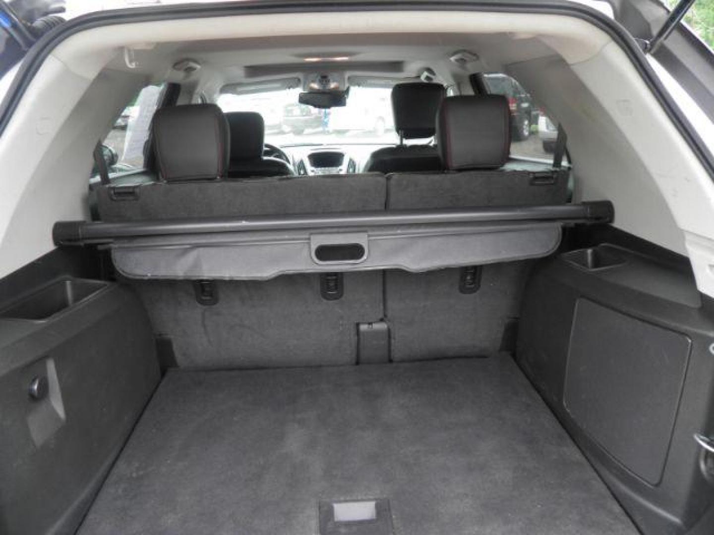 2014 WHITE Chevrolet Equinox LTZ (2GNFLHE32E6) with an 3.6l V6 engine, AT transmission, located at 19521 New George's Creek Rd SW, Barton, MD, 21521, (301) 463-2404, 39.524323, -79.017906 - Photo#4