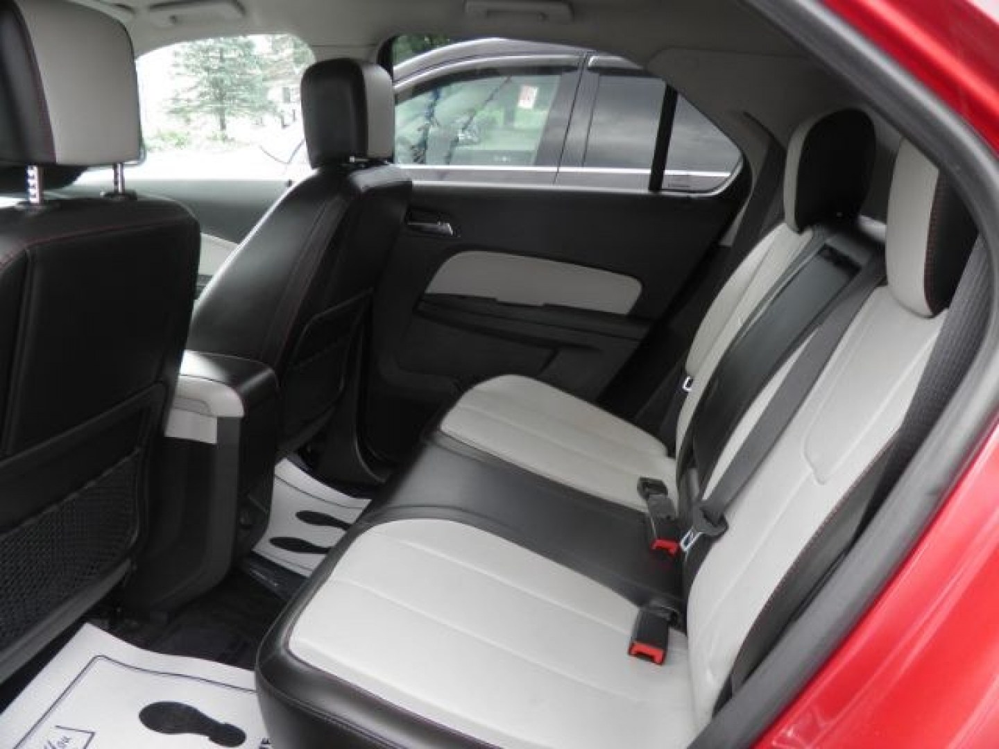 2014 RED Chevrolet Equinox LTZ (2GNFLHE3XE6) with an 2.4L L4 engine, AT transmission, located at 19521 New George's Creek Rd SW, Barton, MD, 21521, (301) 463-2404, 39.524323, -79.017906- Photo#3