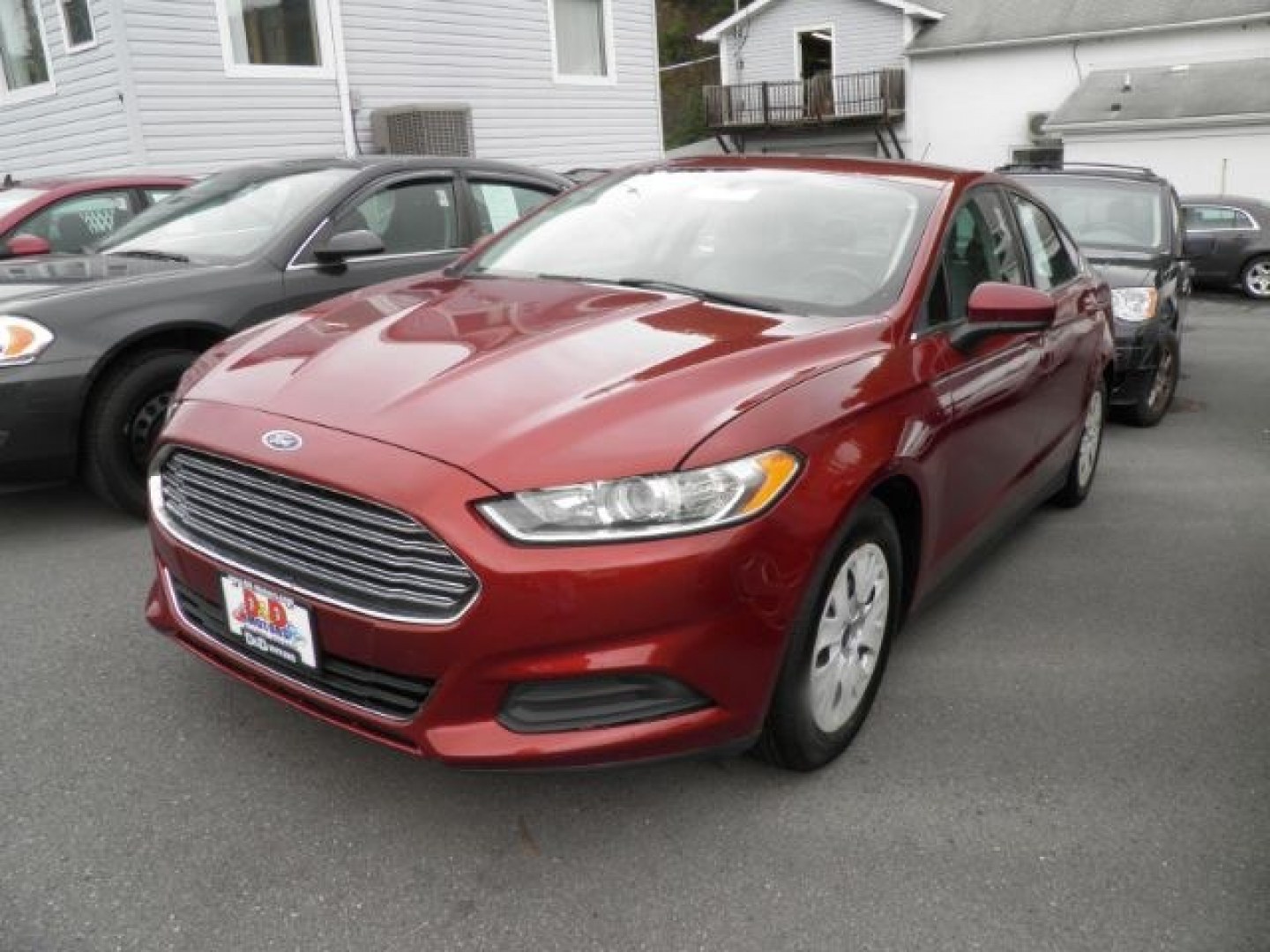 2014 MAROON FORD FUSION S (3FA6P0G79ER) with an 2.5 L4 engine, AT transmission, located at 15520 McMullen Hwy SW, Belair, MD, 21502, (301) 729-3700, 39.581375, -78.846451- Photo#0