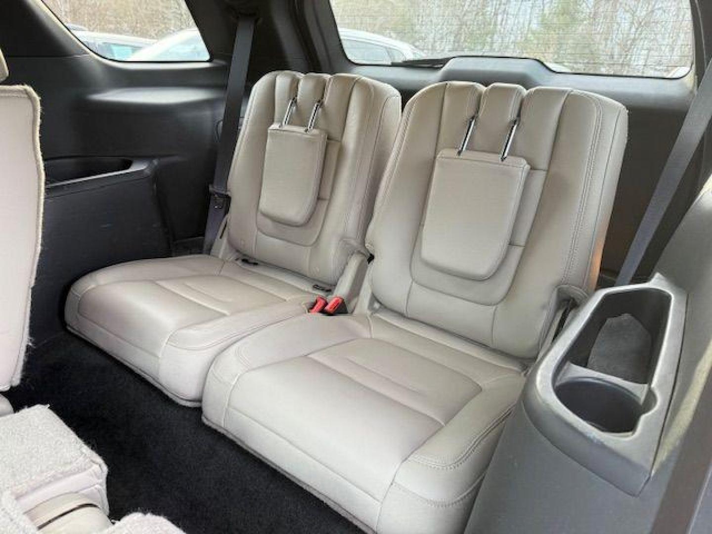 2014 Silver Ford Explorer Limited (1FM5K8F87EG) with an 3.5L V6 engine, AT transmission, located at 15520 McMullen Hwy SW, Belair, MD, 21502, (301) 729-3700, 39.581375, -78.846451 - Photo#2